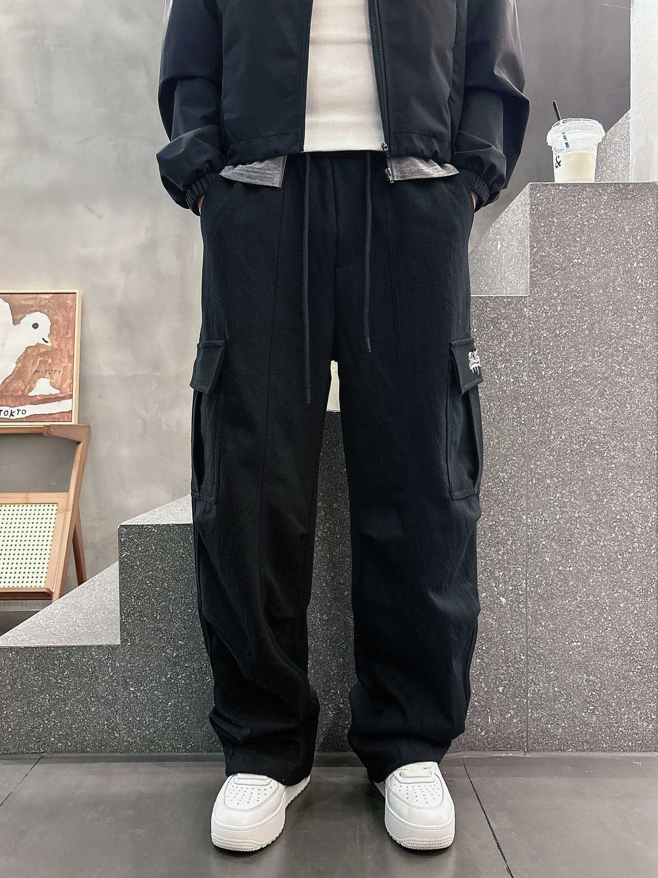 Men's Trousers BALENCIAGA 18368678