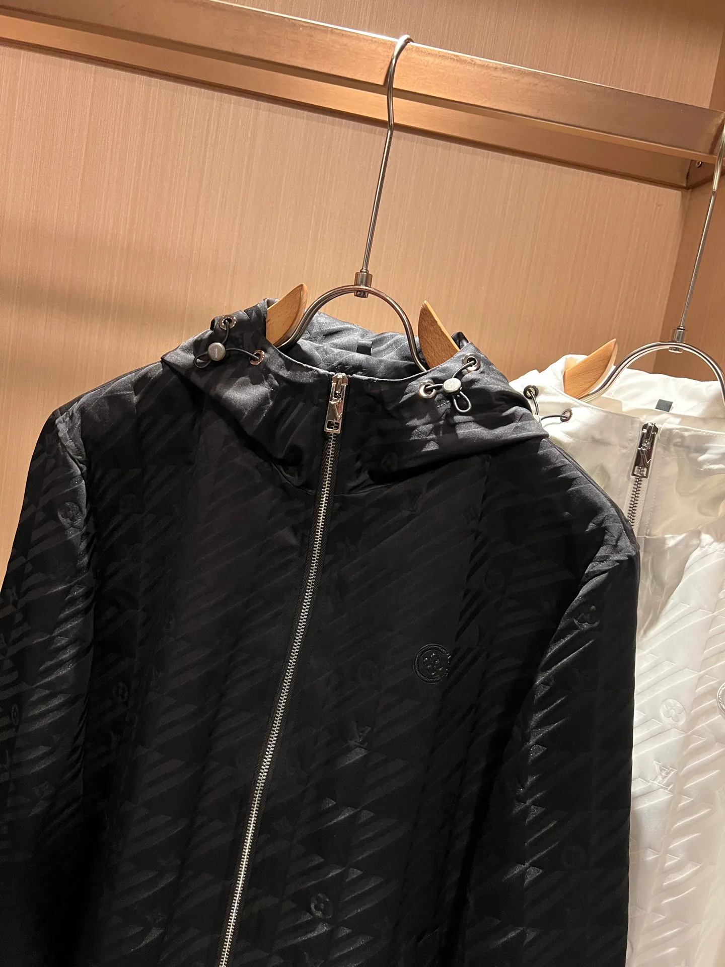 Куртки И Пуховики Мужские Louis Vuitton 18592742