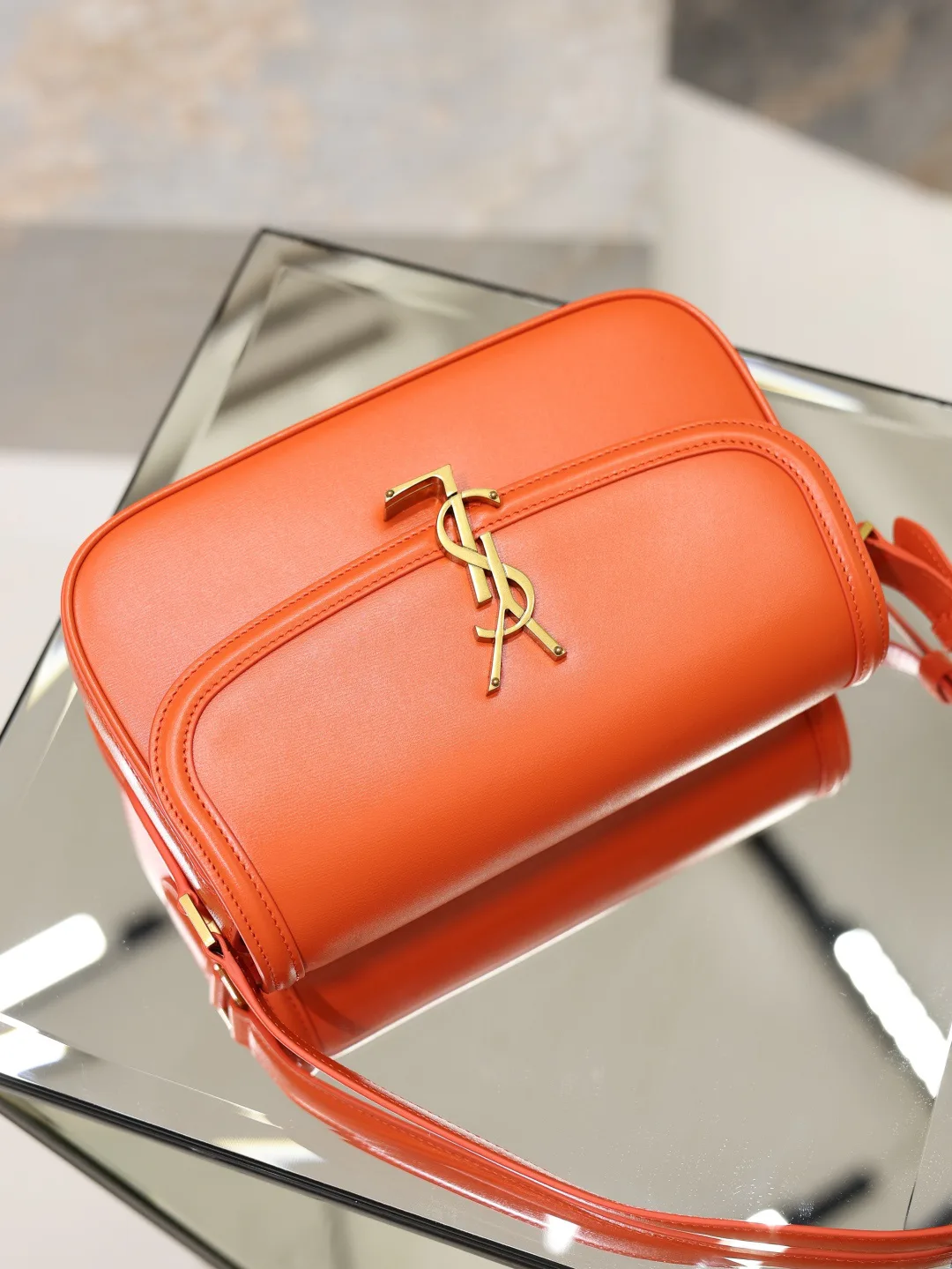 Women's Classic Handbags SAINT LAURENT 18321443