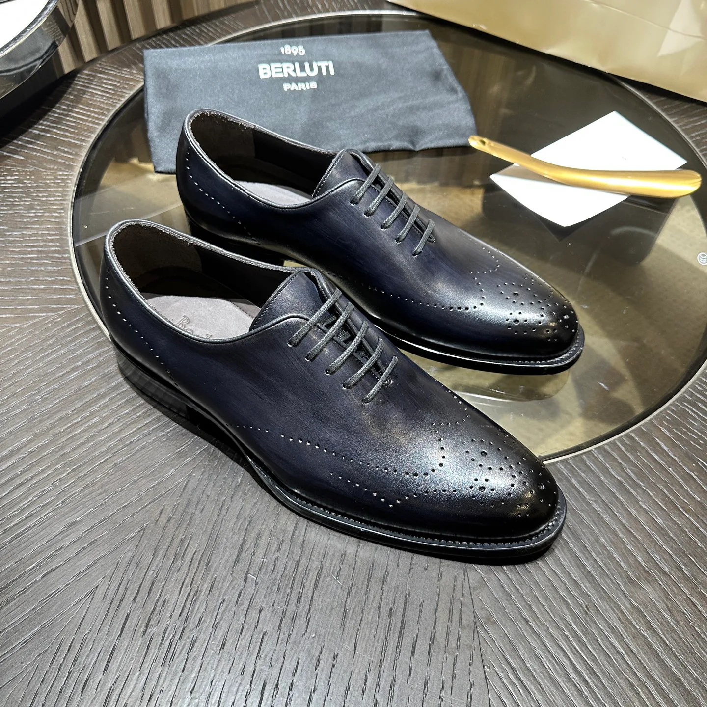 Men's Loafers And Dress Shoes BERLUTI 18192034