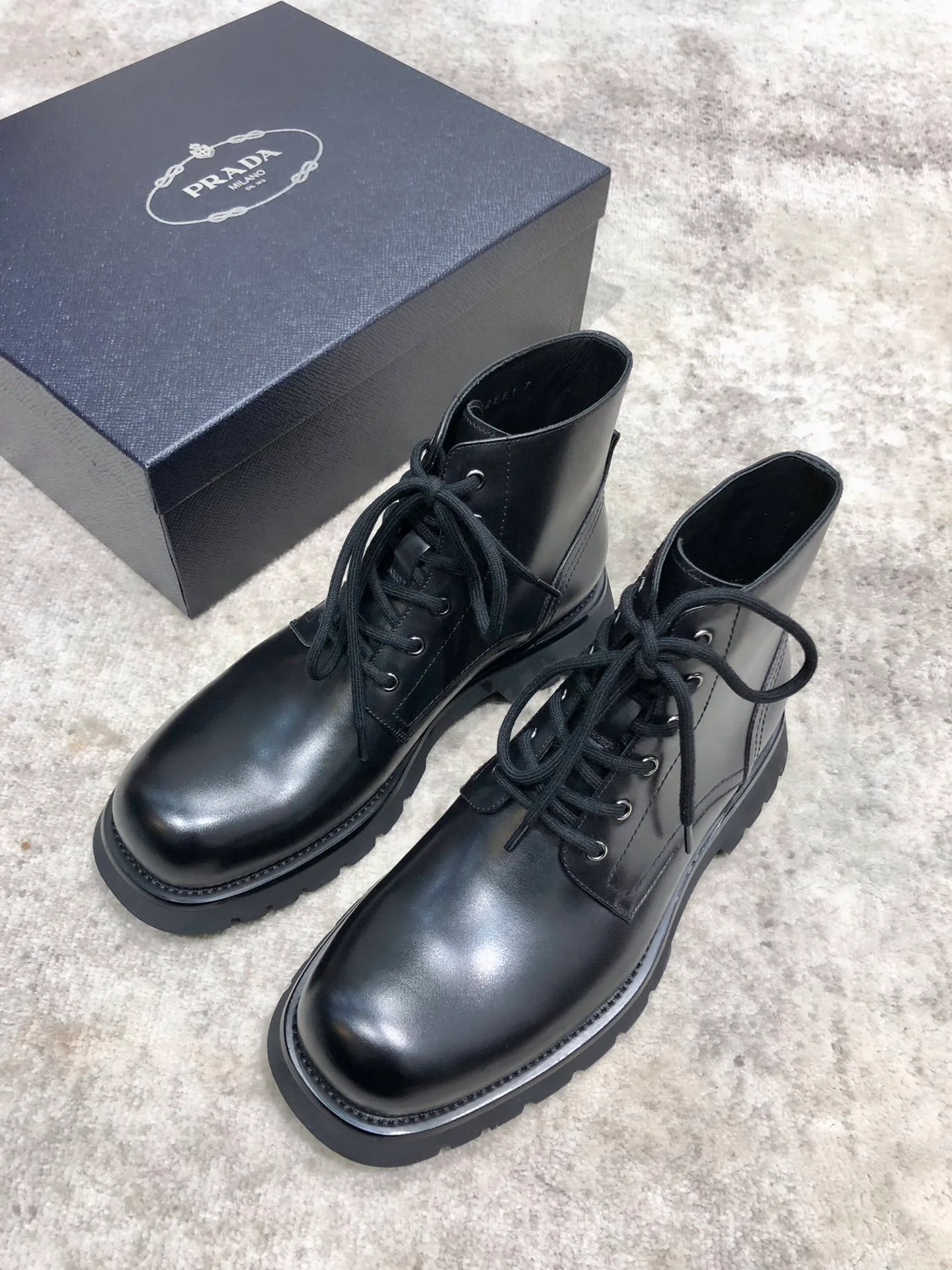 Men's Ankle Boots PRADA 18257085