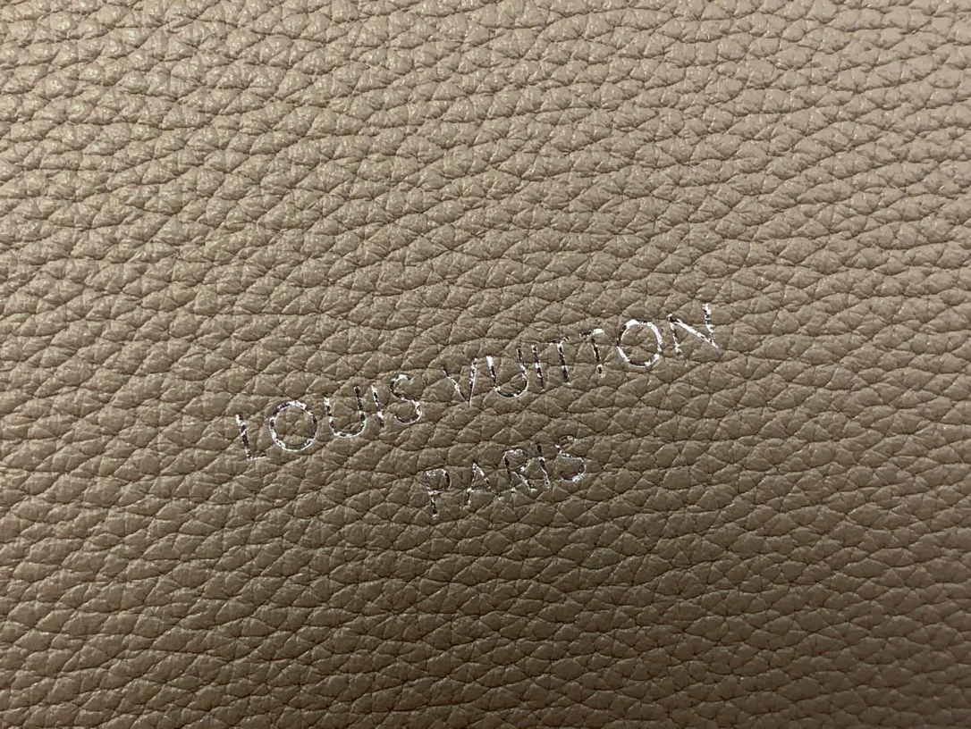 Women's Classic Handbags LOUIS VUITTON 17851328