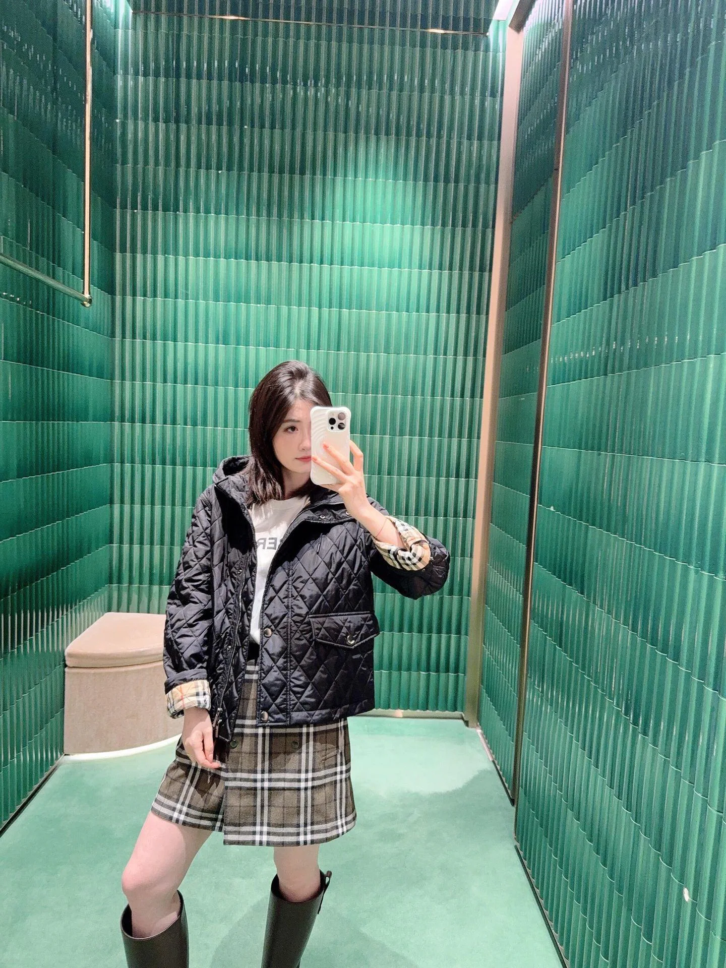 Women's Jackets And Down Jackets BURBERRY 18033913