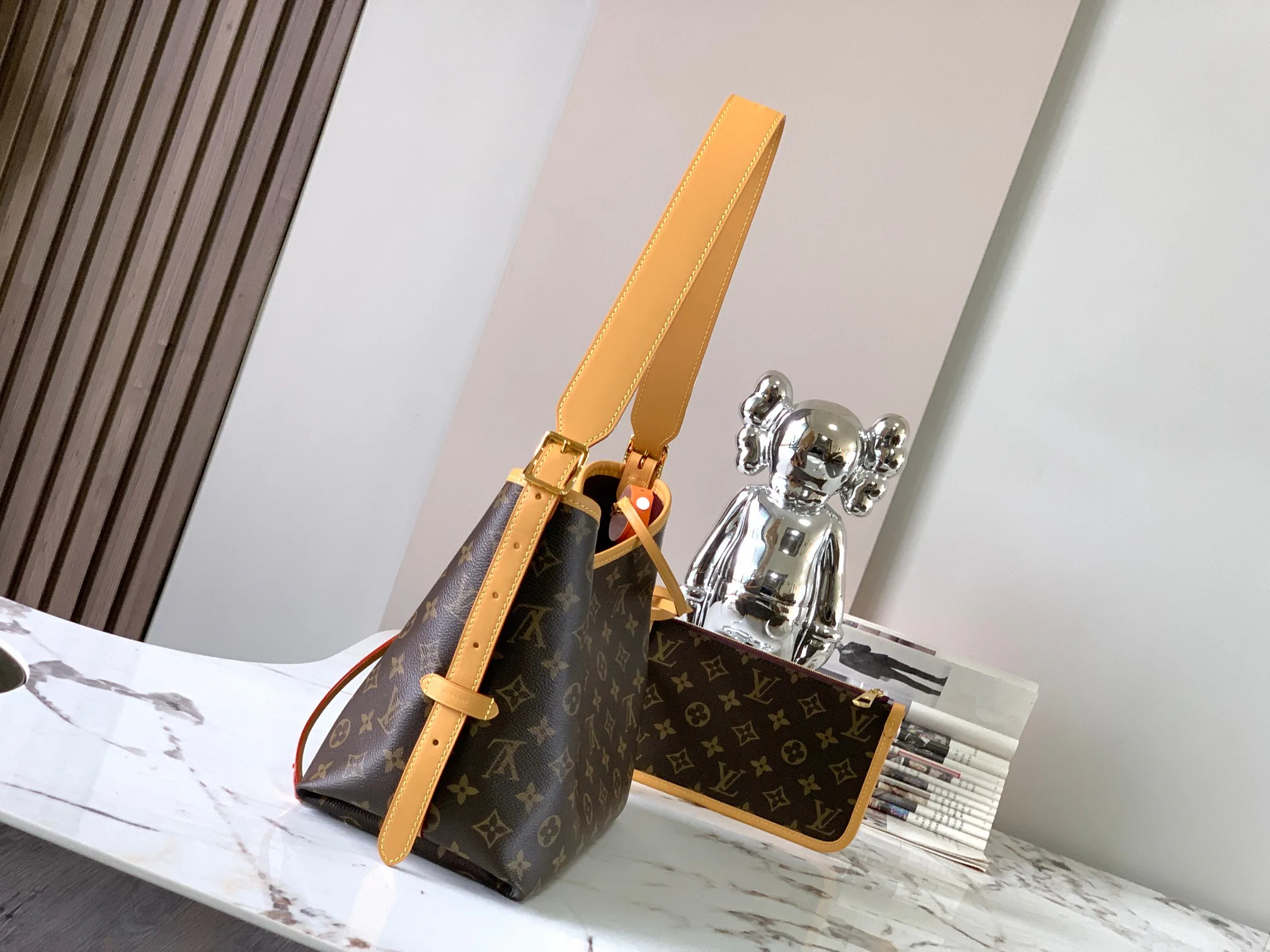Women's Classic Handbags LOUIS VUITTON 18170475