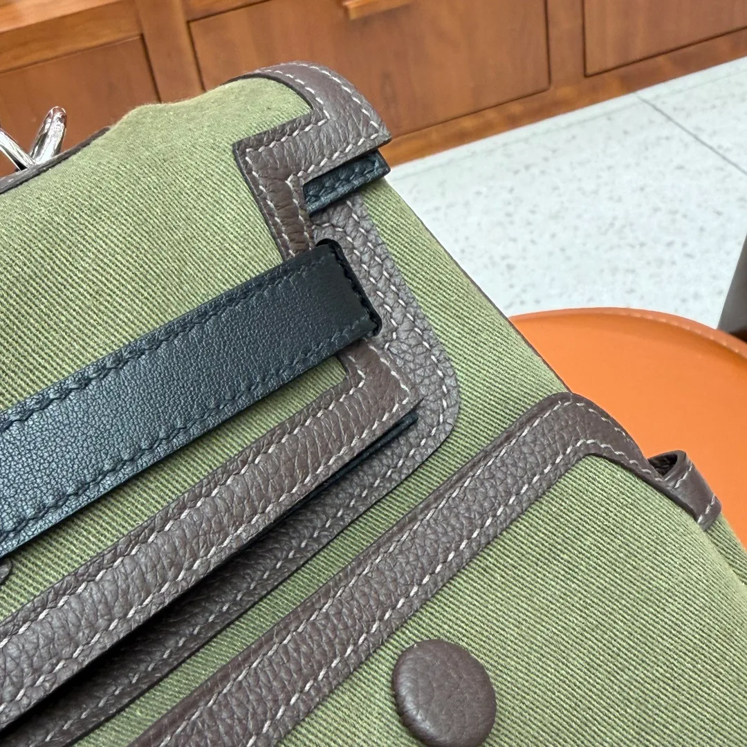 Women's Classic Handbags HERMES 17778476
