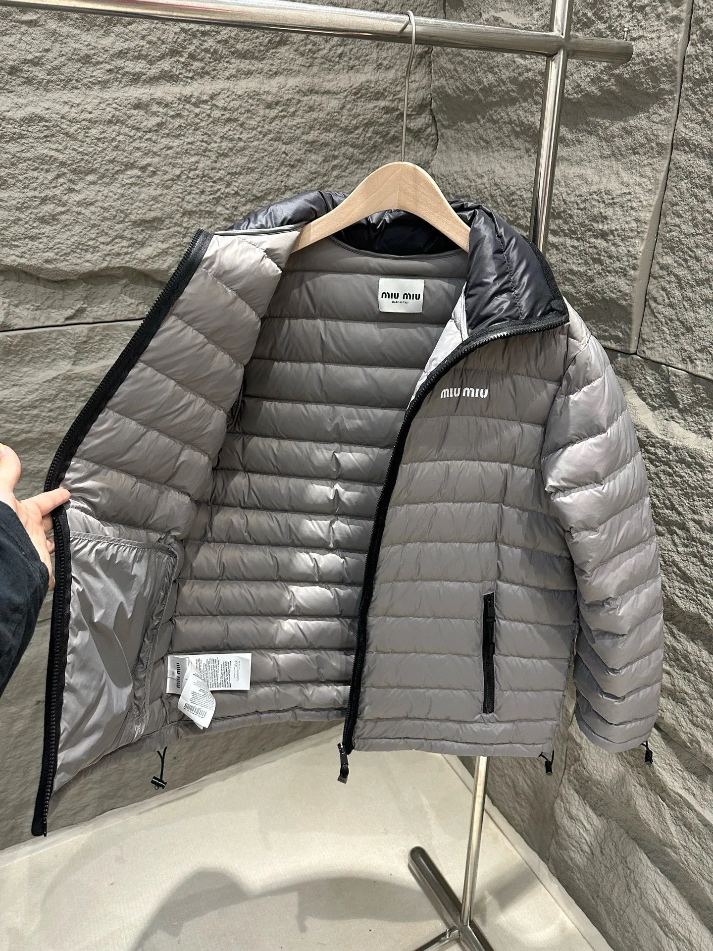 Women's Jackets And Down Jackets MIU MIU 18017032