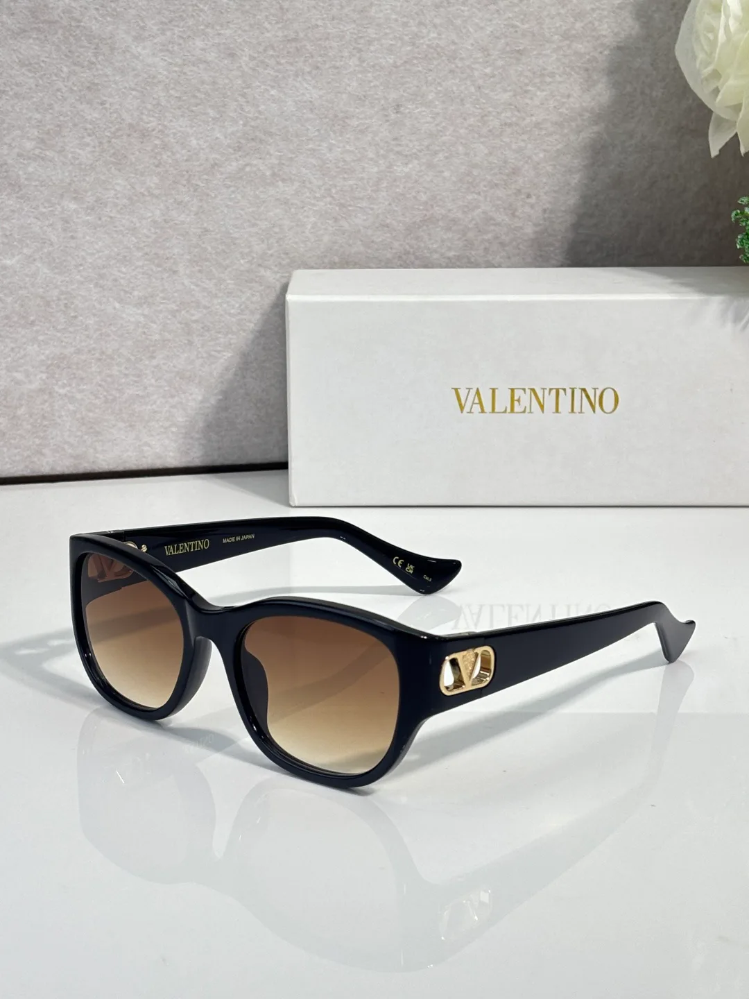 Glasses VALENTINO 18059586