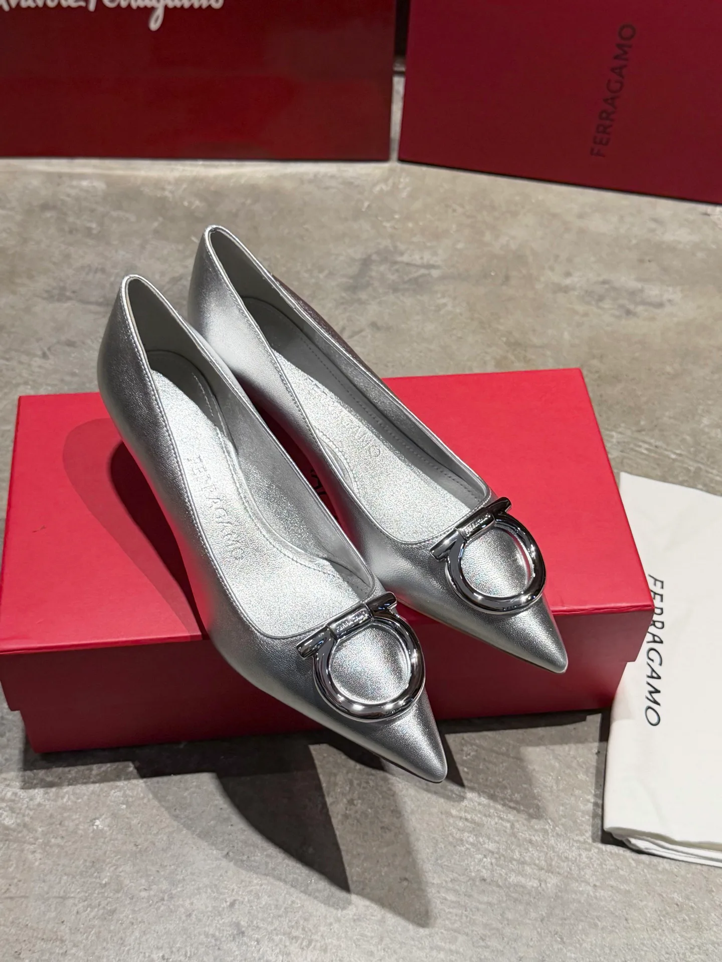 Women's Heels SALVATORE FERRAGAMO 17897961