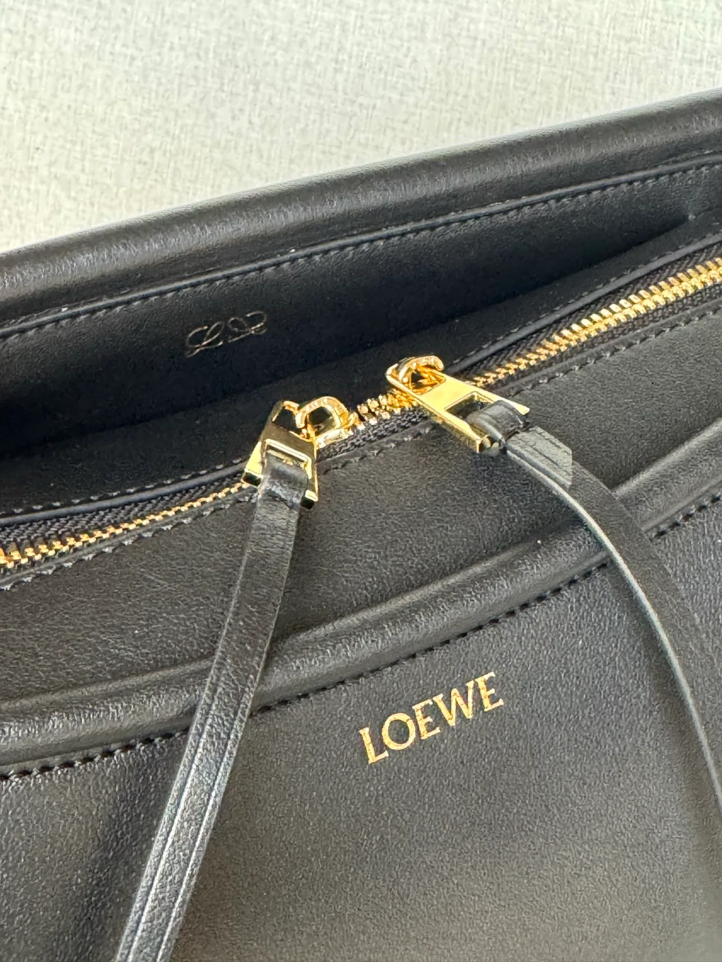 Классические Сумки Женские Loewe 18684085