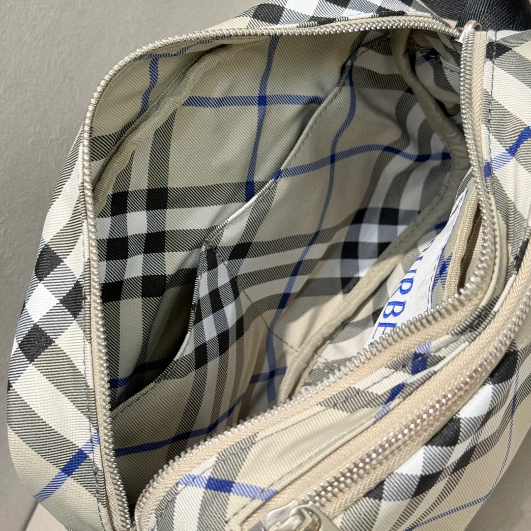 Women's Shoulder Bags BURBERRY 17949139