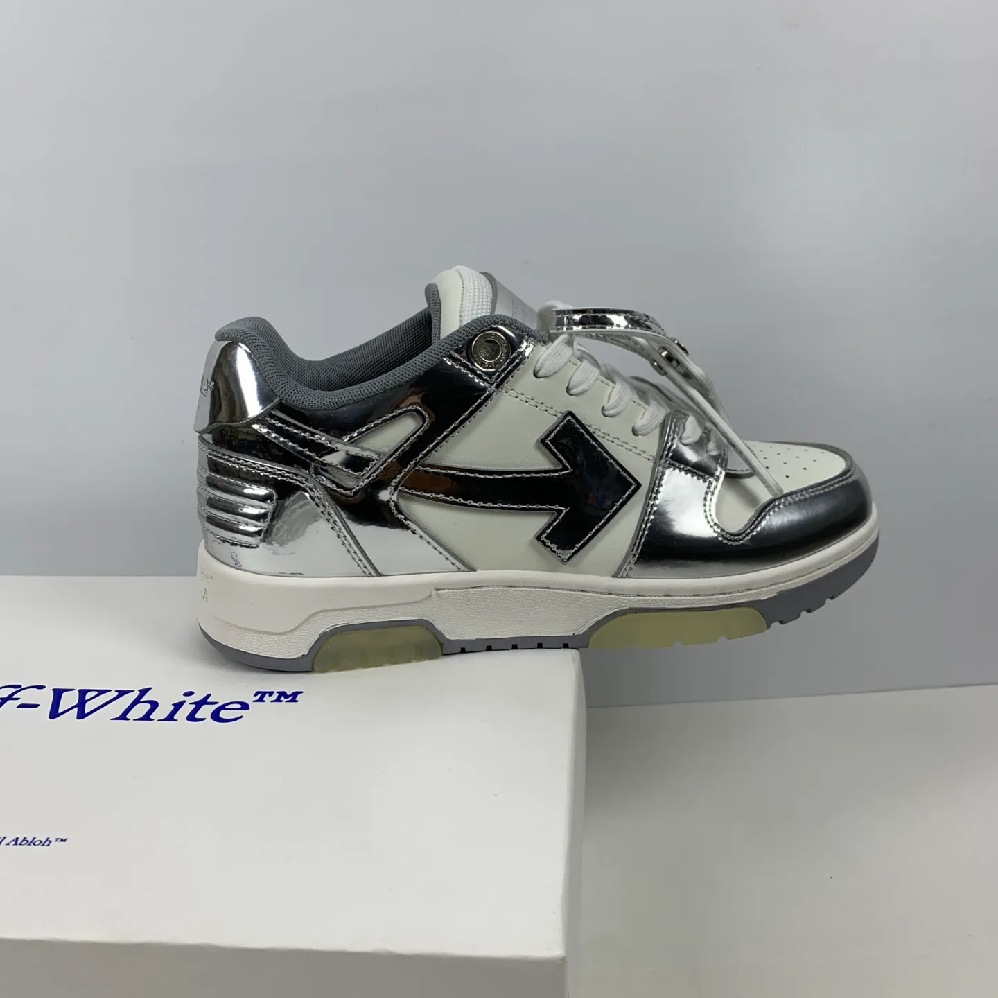 Women's Sneakers OFF-WHITE 17776393