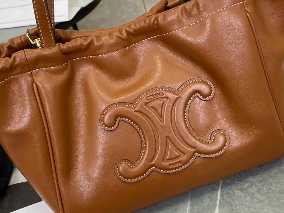Women's Classic Handbags CELINE 18210843
