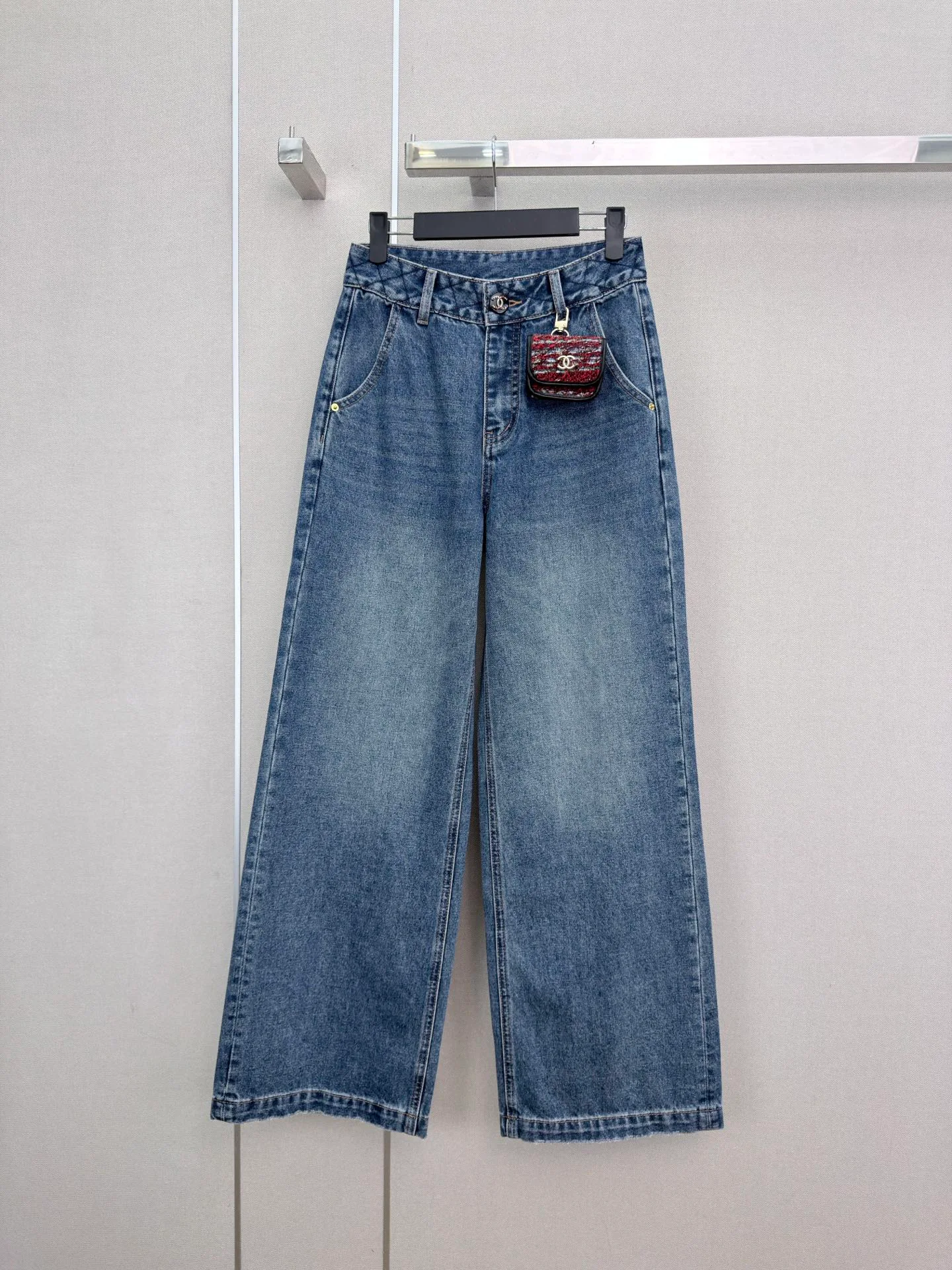 Women's Jeans CHANEL 18498525
