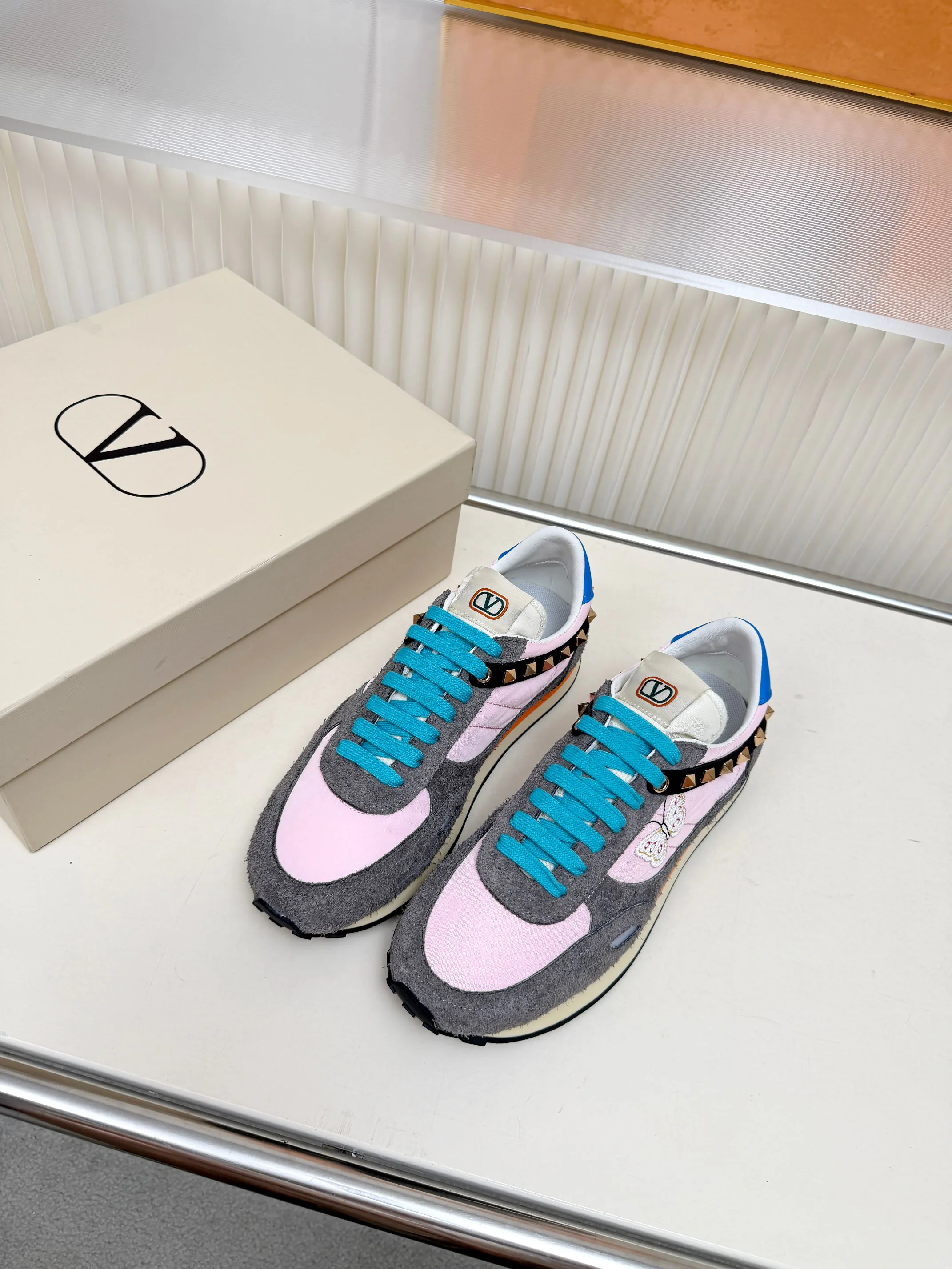Women's Sneakers VALENTINO 18212007