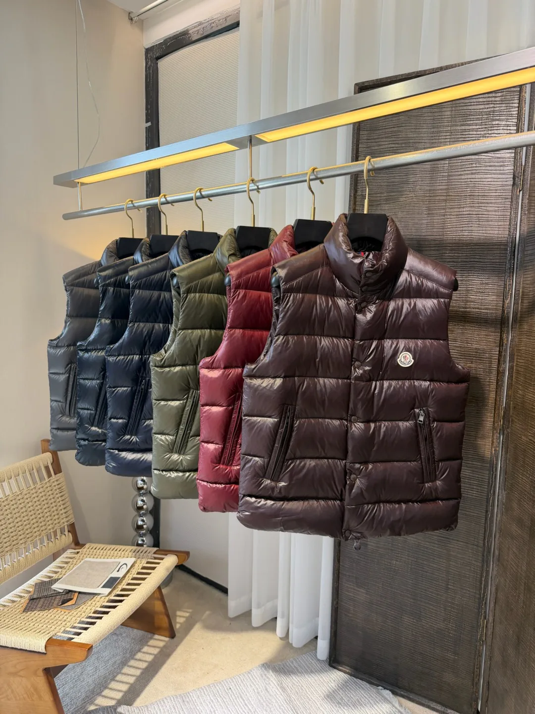 Women's Vests MONCLER 18470681