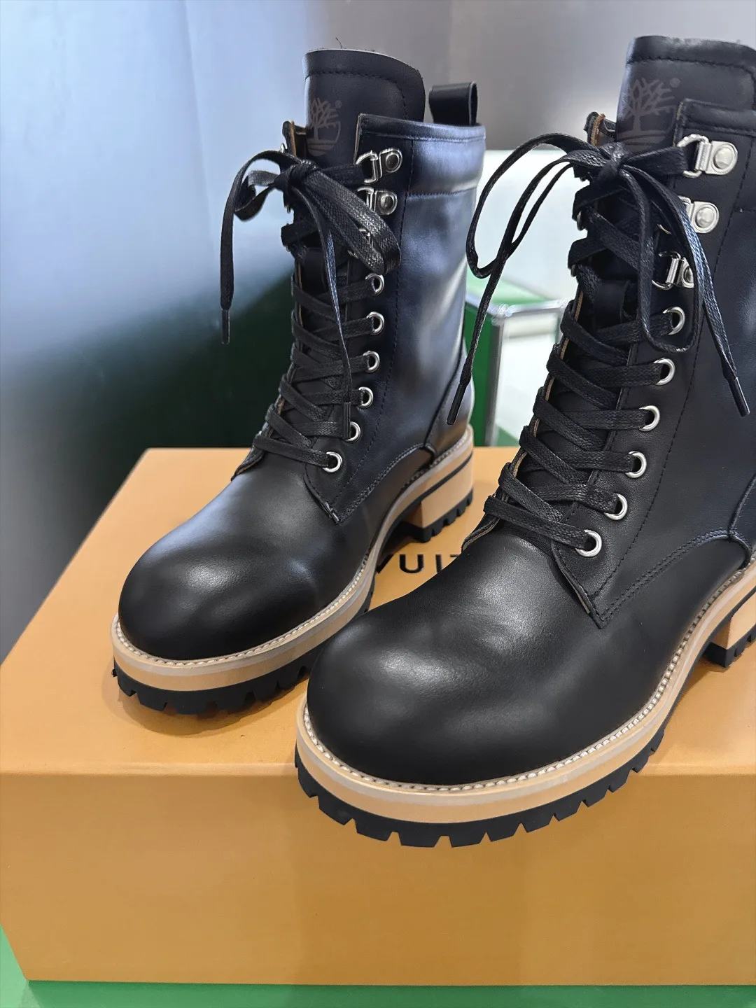 Women's Ankle Boots LOUIS VUITTON 18053352