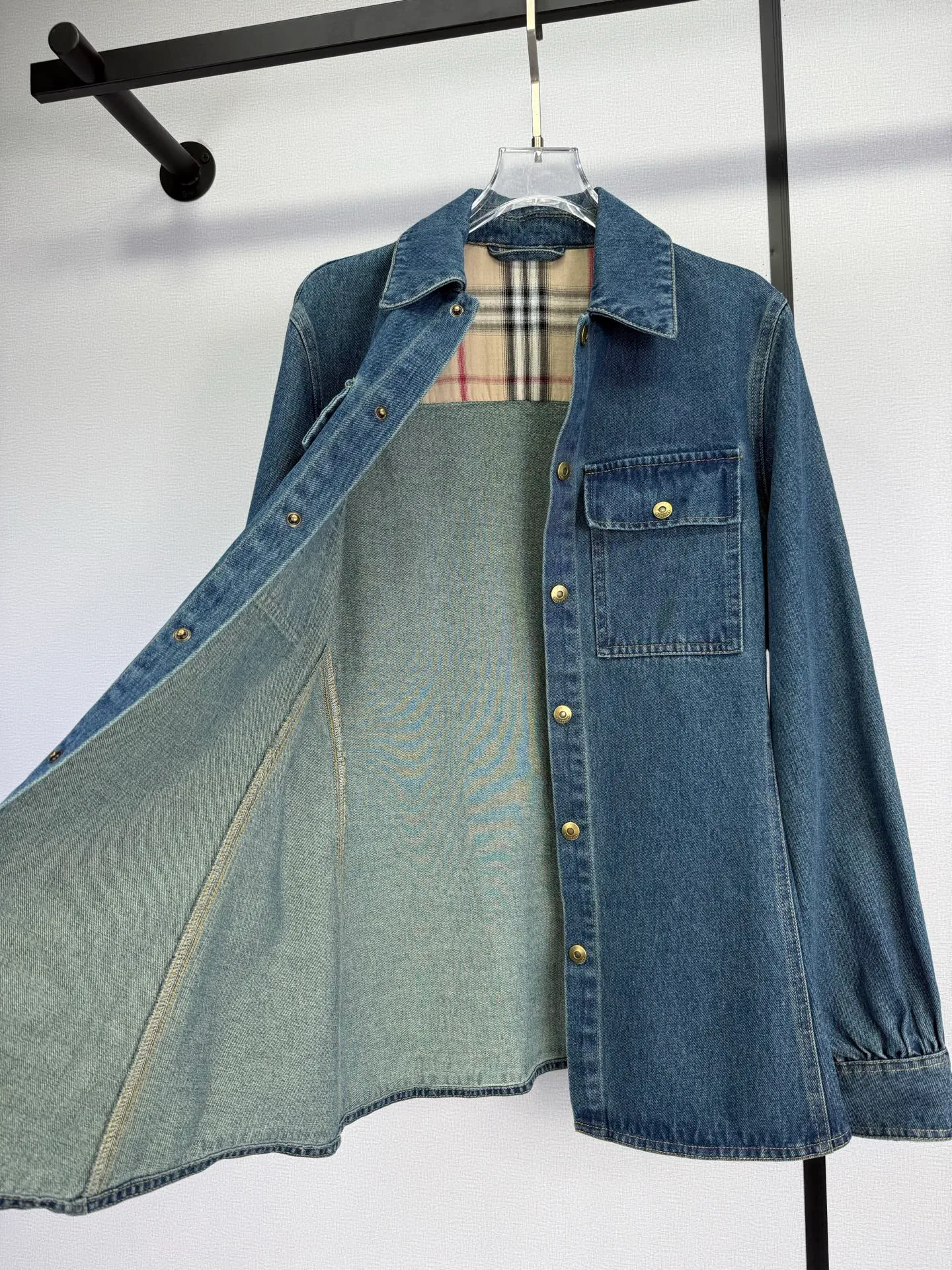 Women's Shirts BURBERRY 18022217