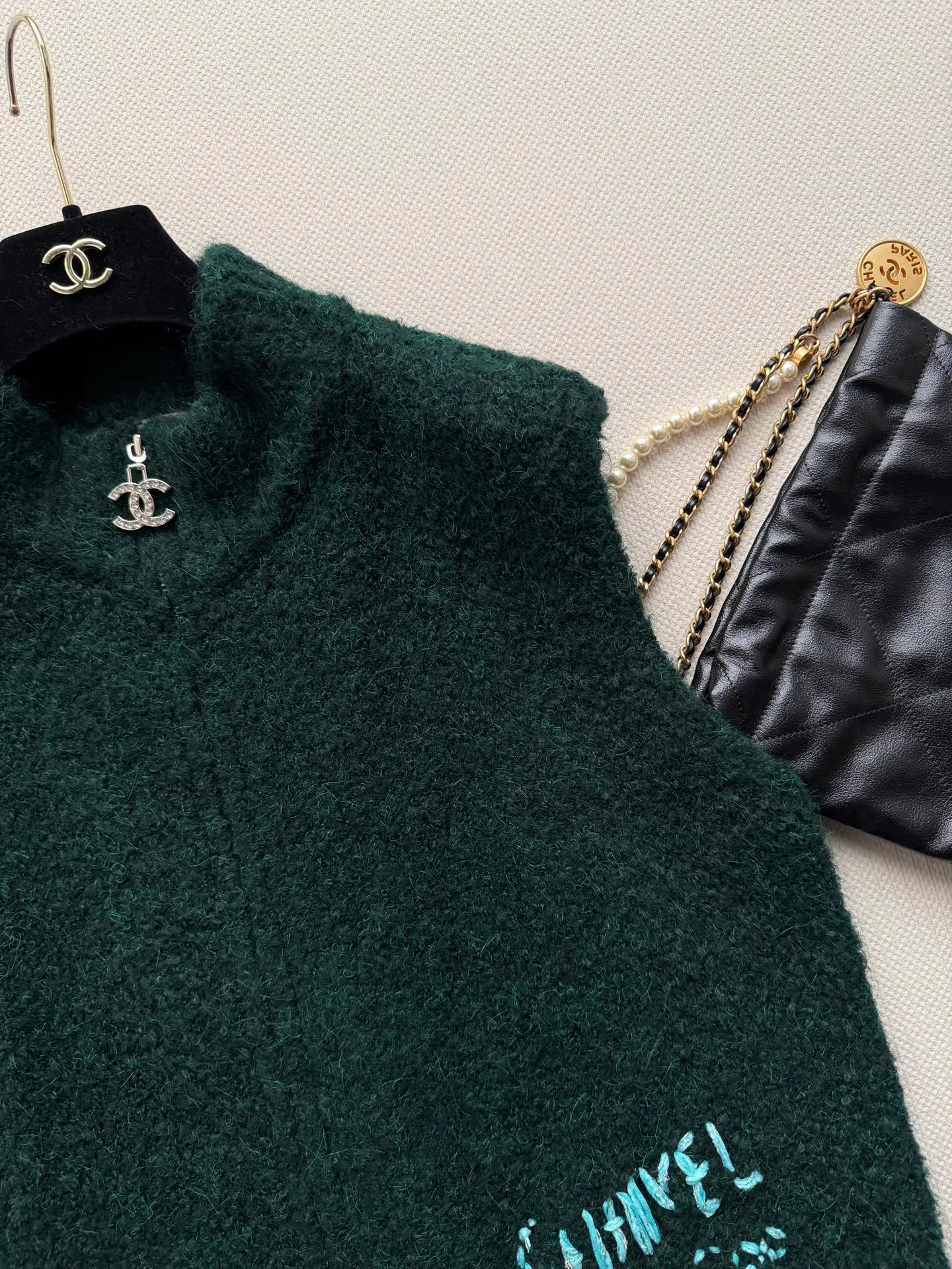 Women's Vests CHANEL 18015805