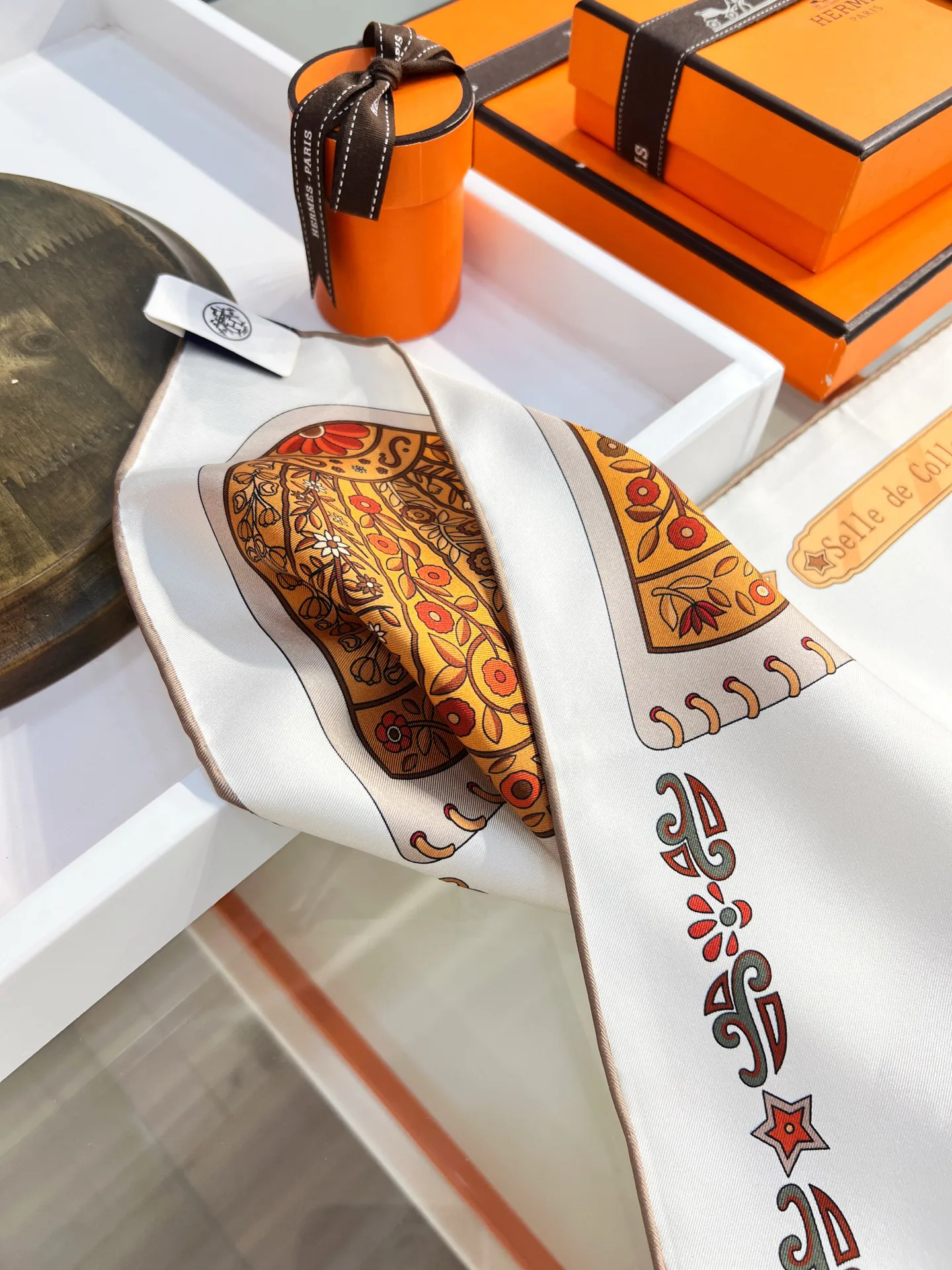 Silk Scarves HERMES 18220200