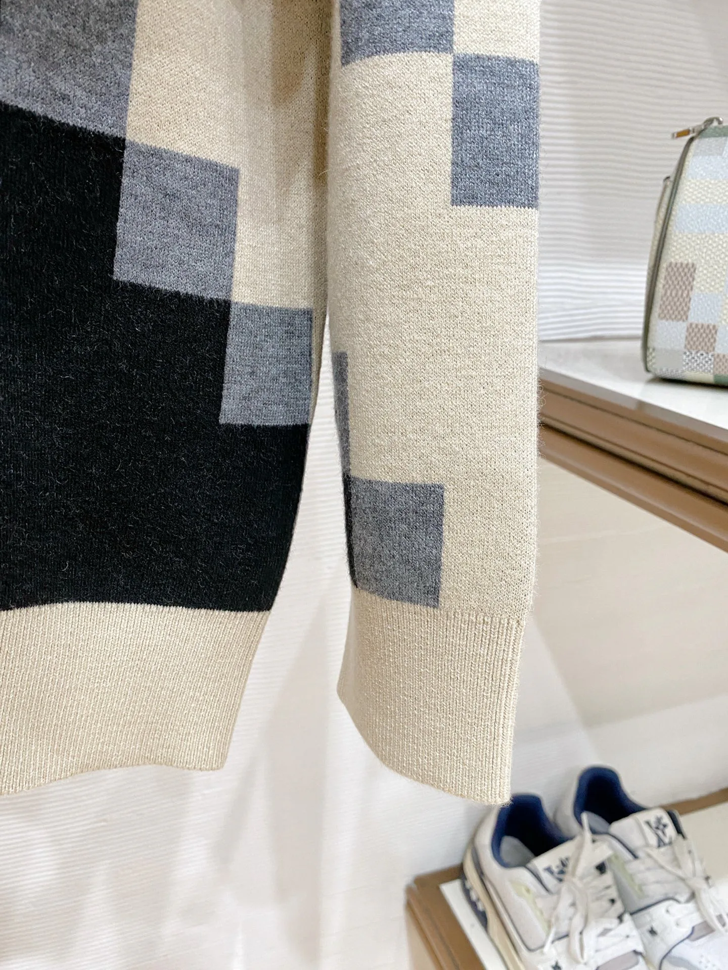 Men's Jumpers And Sweaters LOUIS VUITTON 18374686