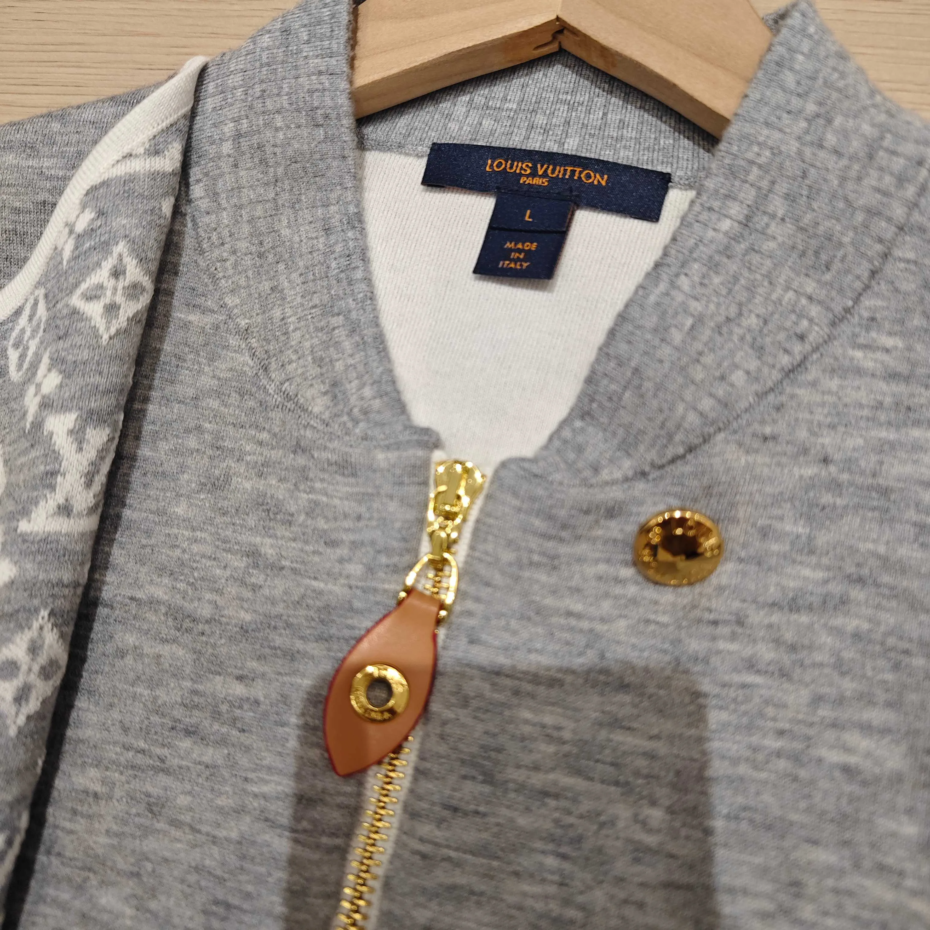 Women's Vests LOUIS VUITTON 18184370