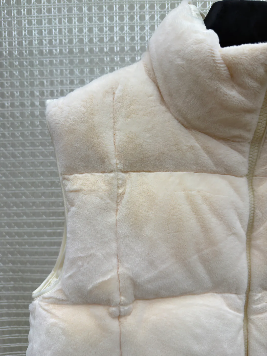 Жилеты Мужские Moncler 18612890