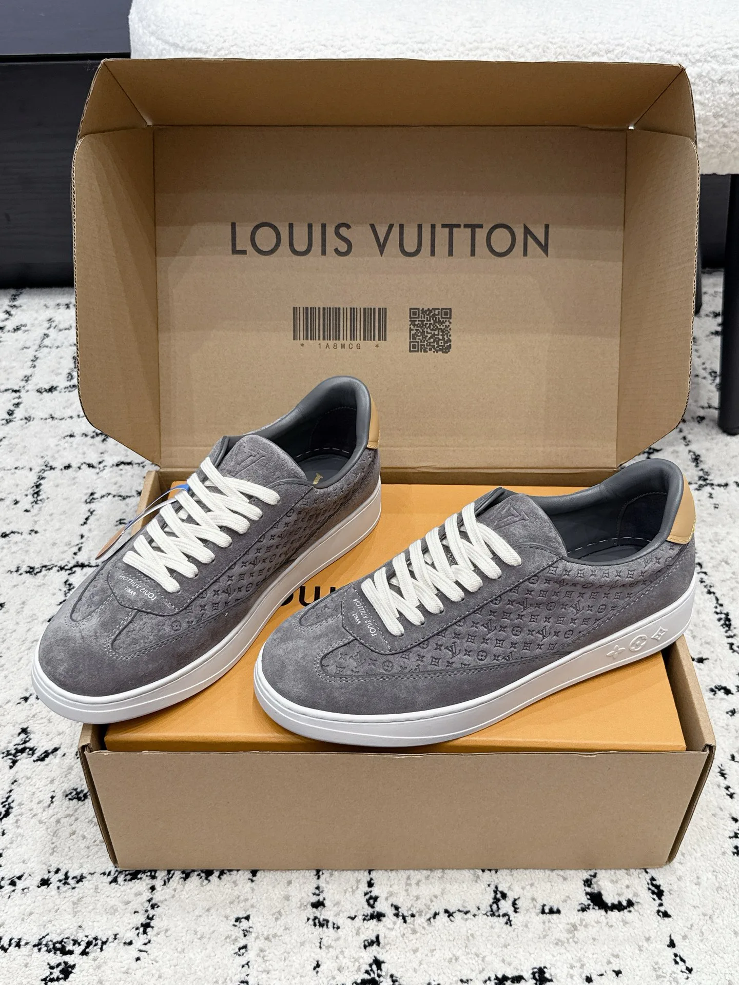 Men's Sneakers LOUIS VUITTON 17522821