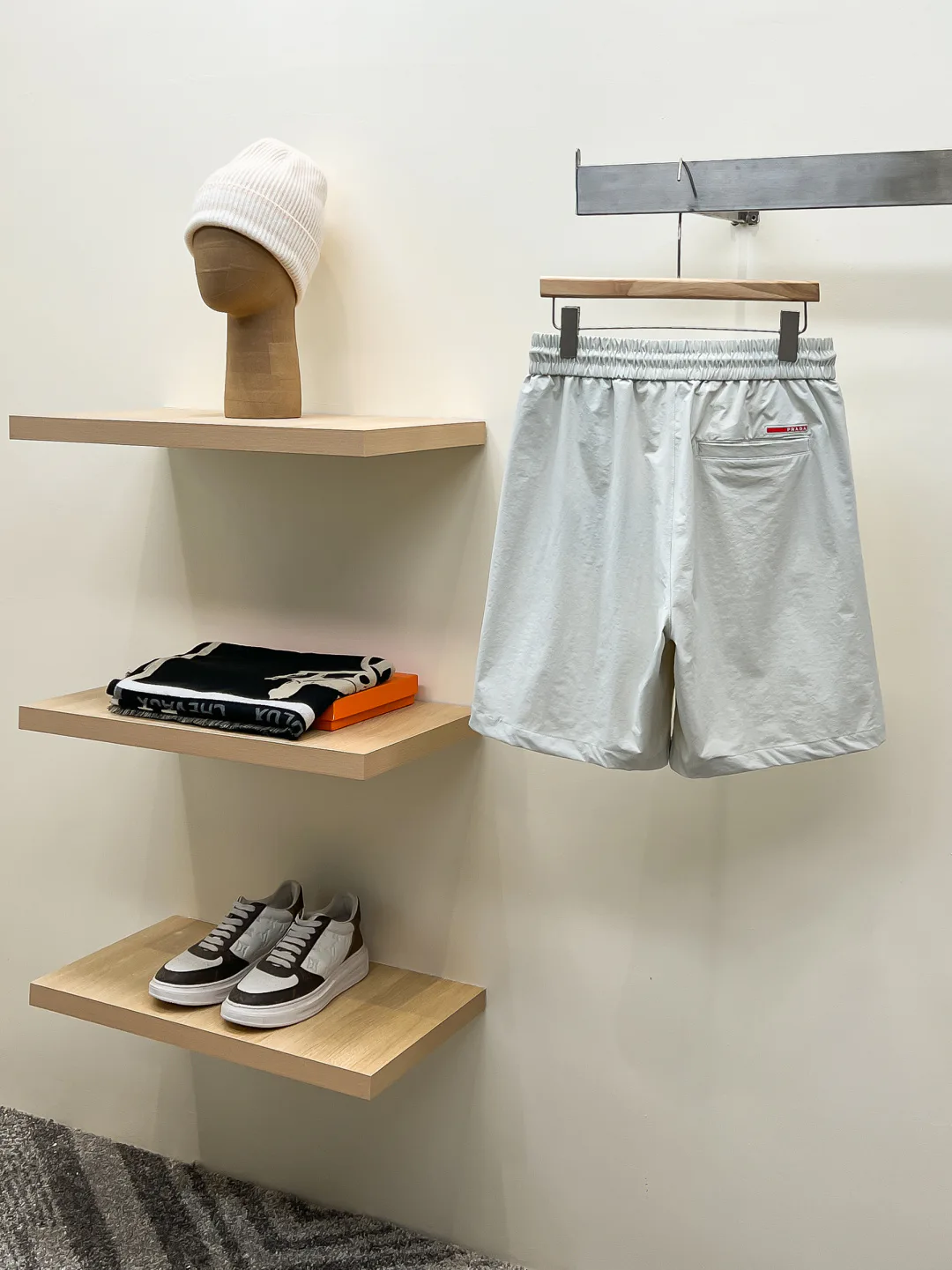 Men's Shorts PRADA 18499240