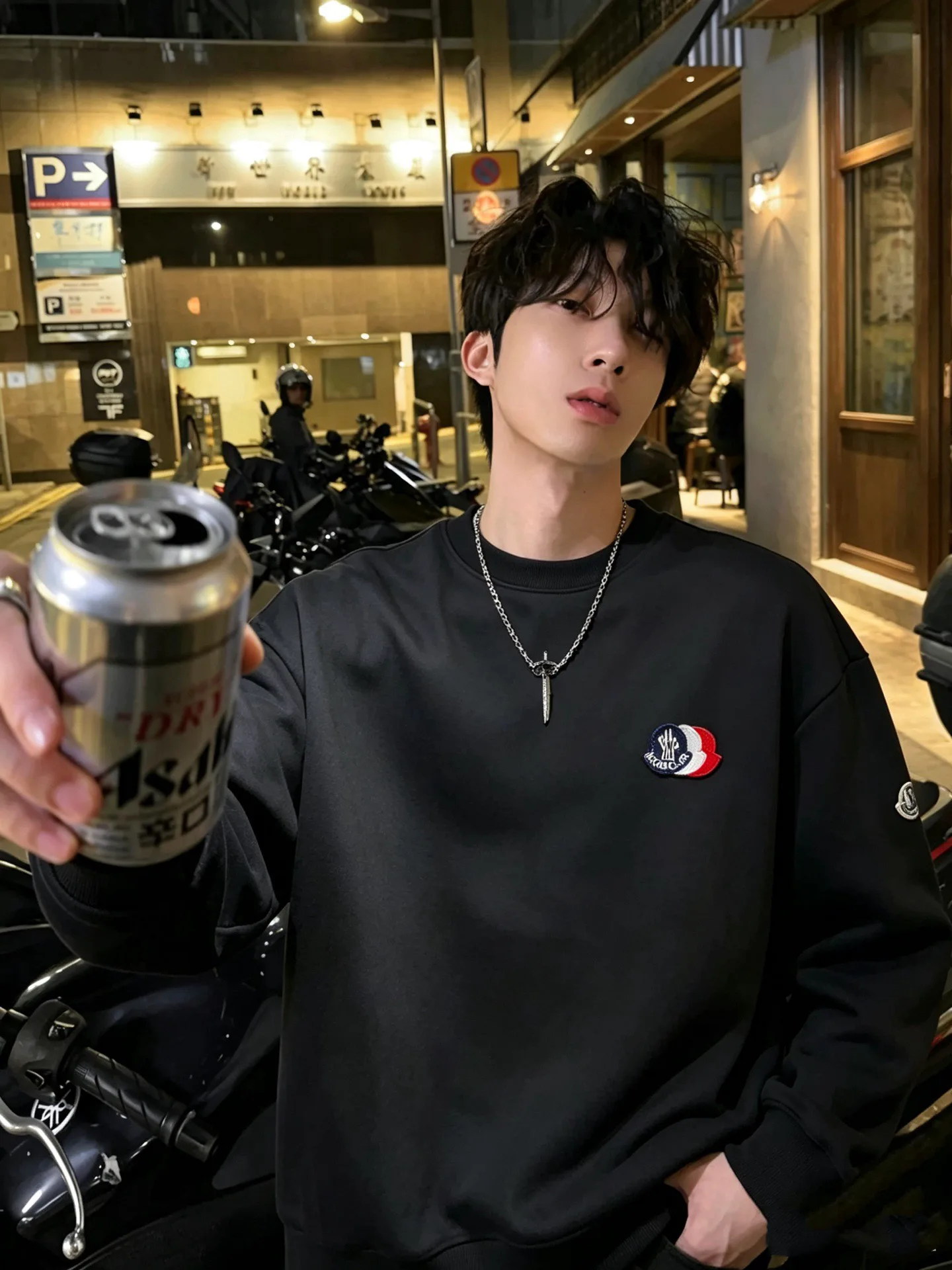 Men's Sweatshirts And Hoodies MONCLER 18080860