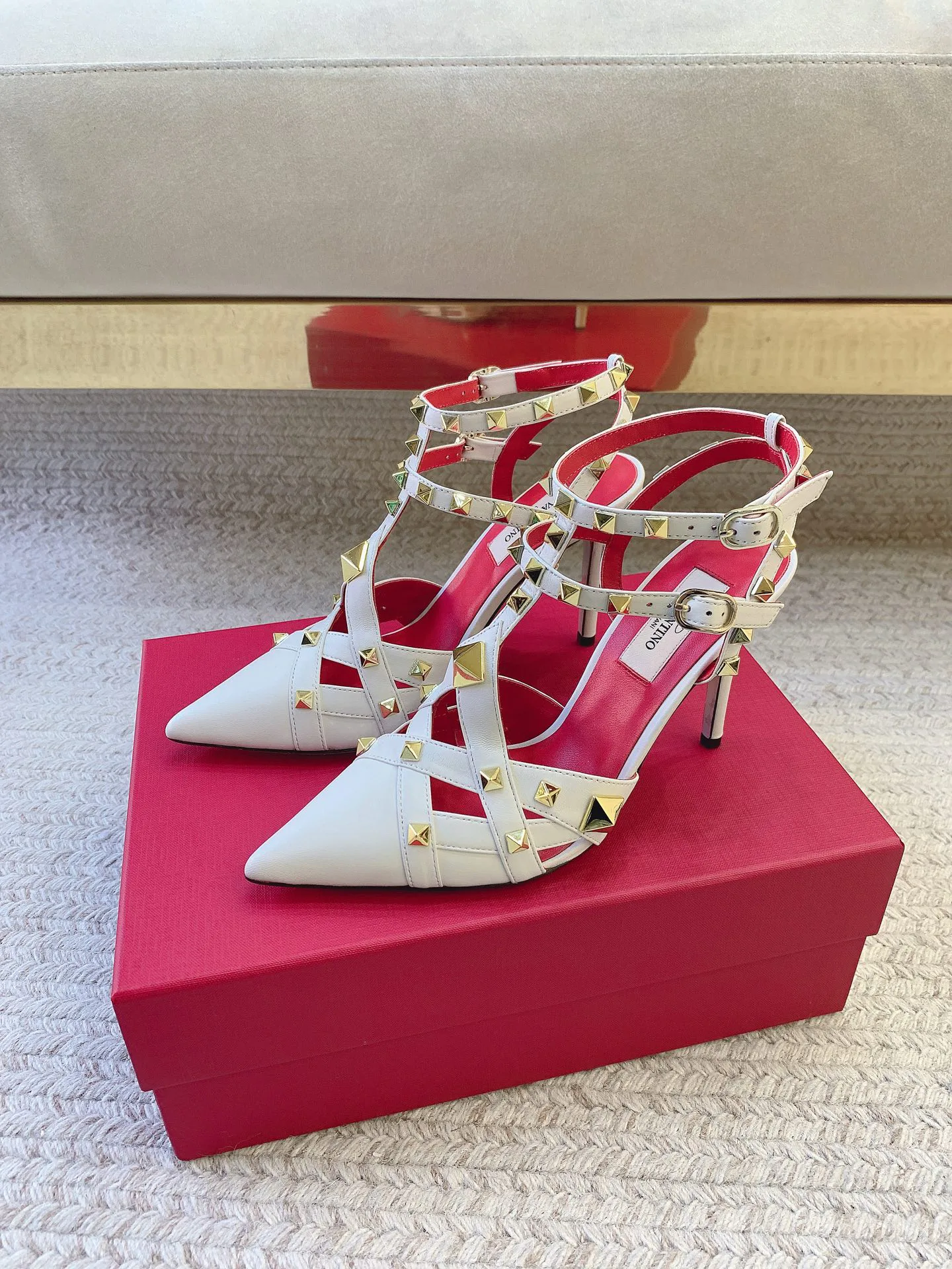 Women's Heels VALENTINO 17656634