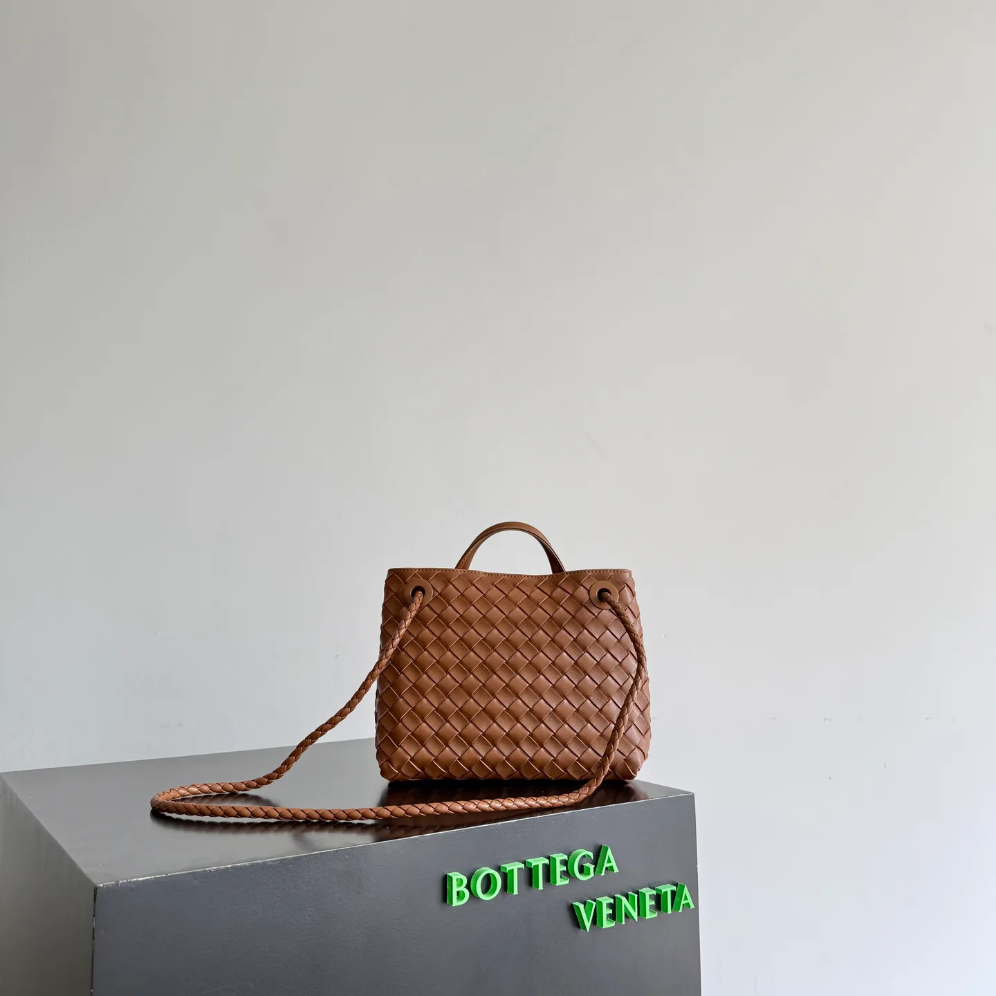 Women's Classic Handbags BOTTEGA VENETA 18467871