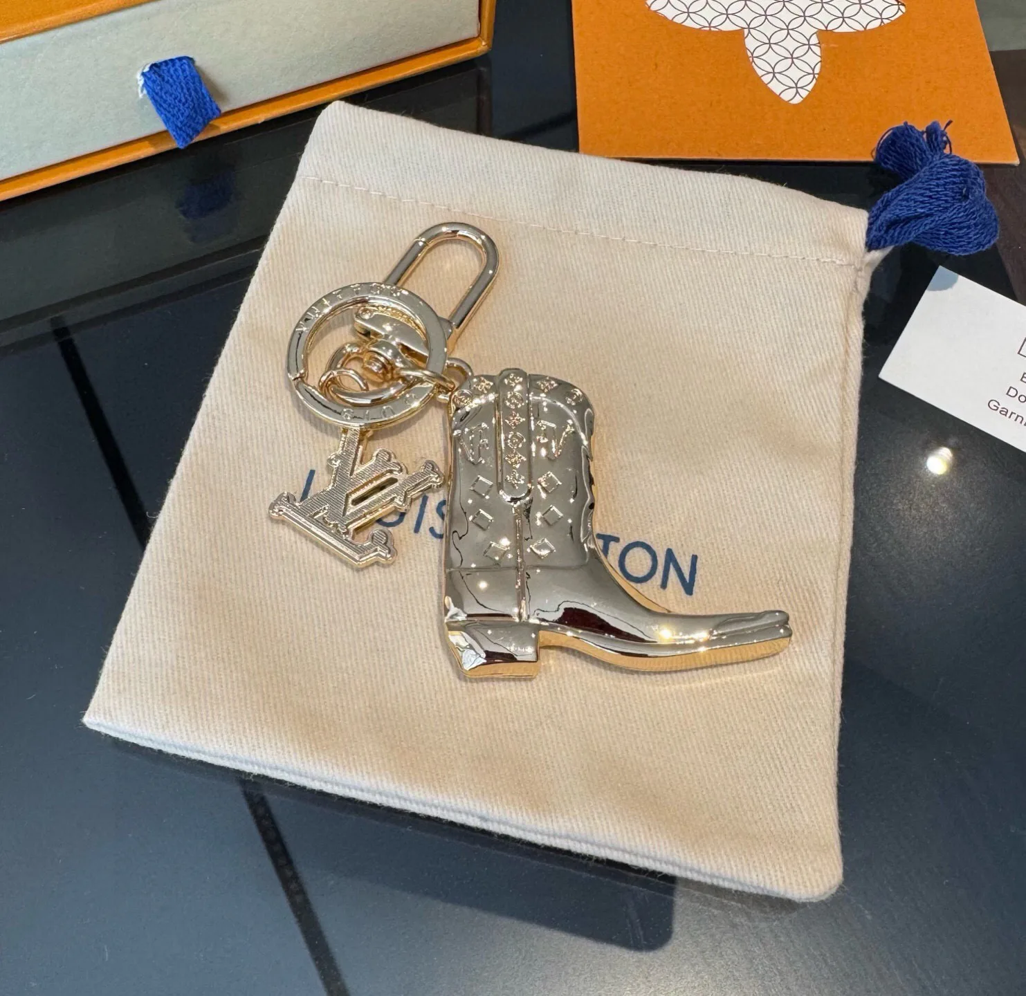 Key Cases LOUIS VUITTON 18013308