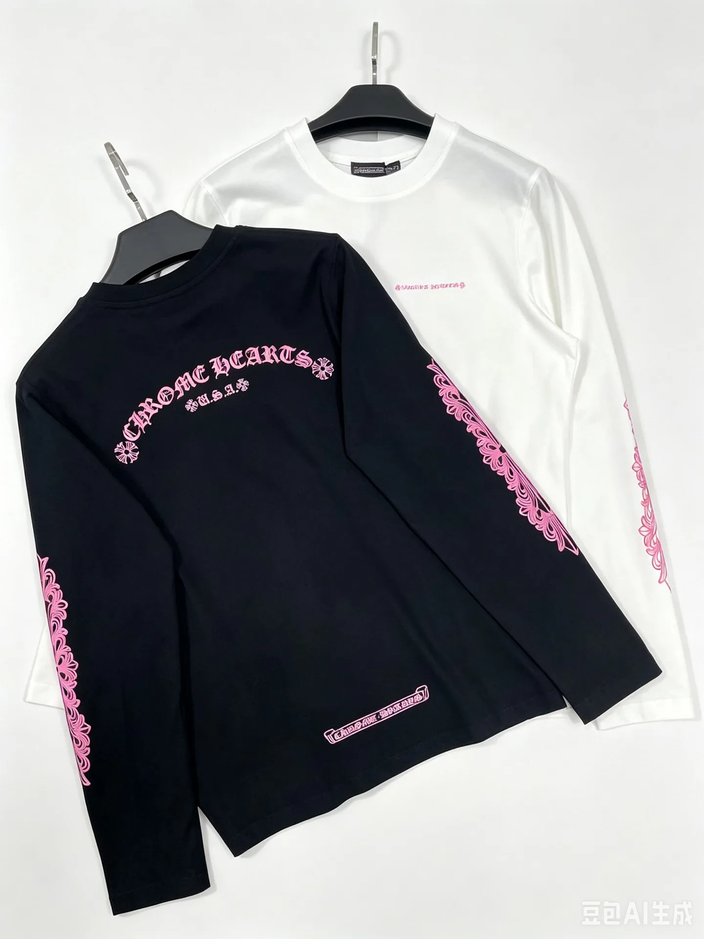 Women's T-Shirts CHROME HEARTS 17561583