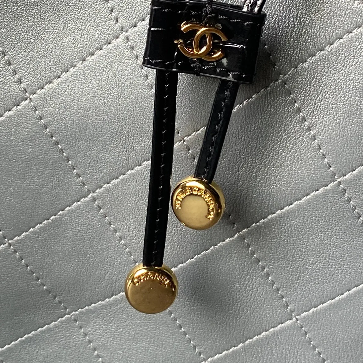 Women's Classic Handbags CHANEL 17949102