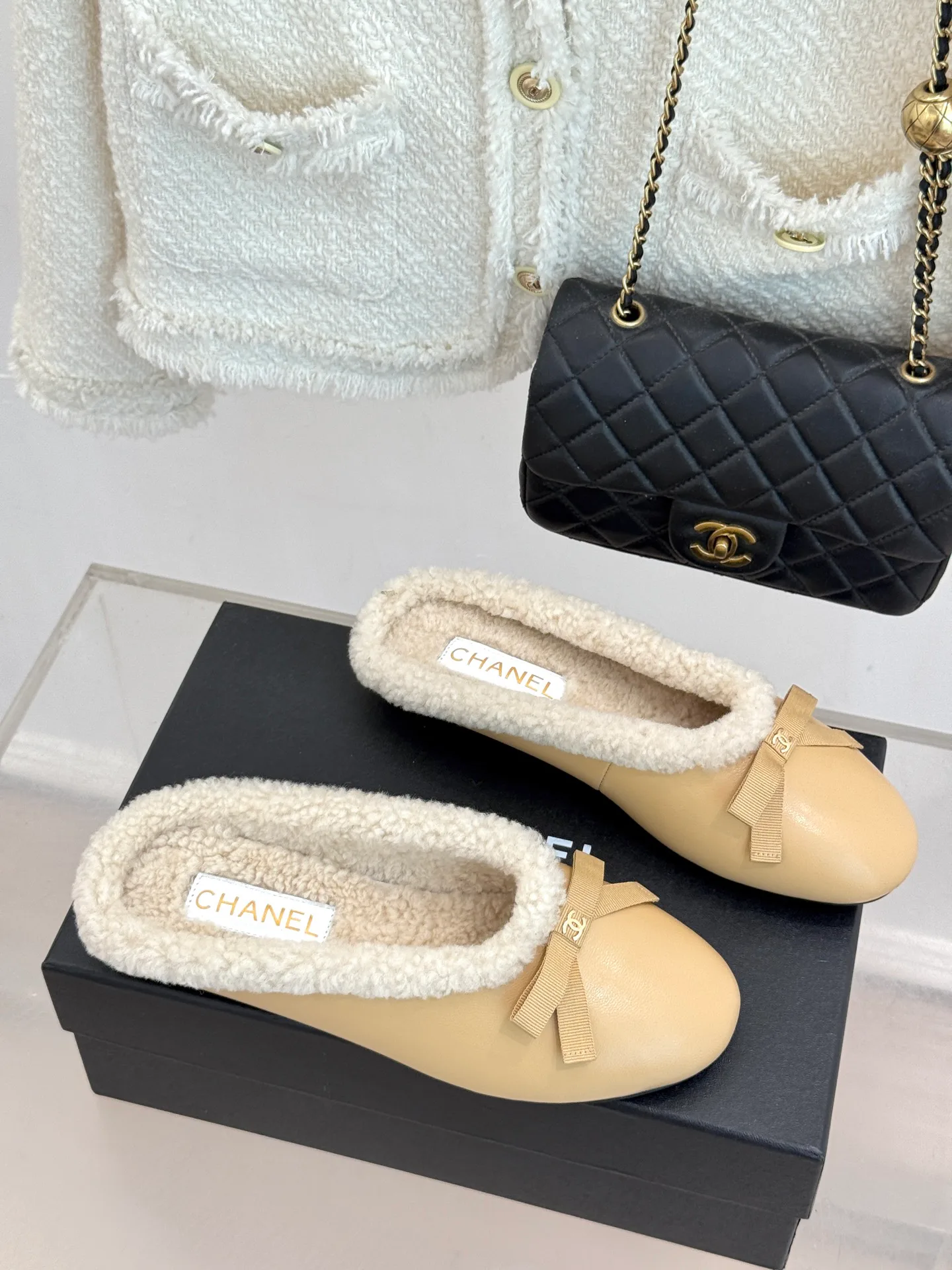 Women's Mules And Clogs CHANEL 17938392