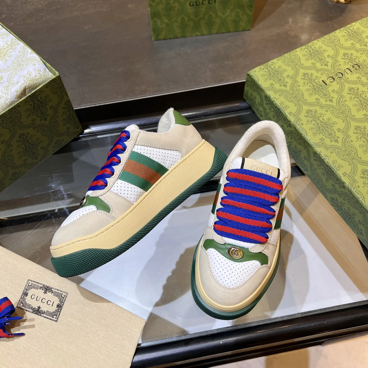 Women's Sneakers GUCCI 17955444