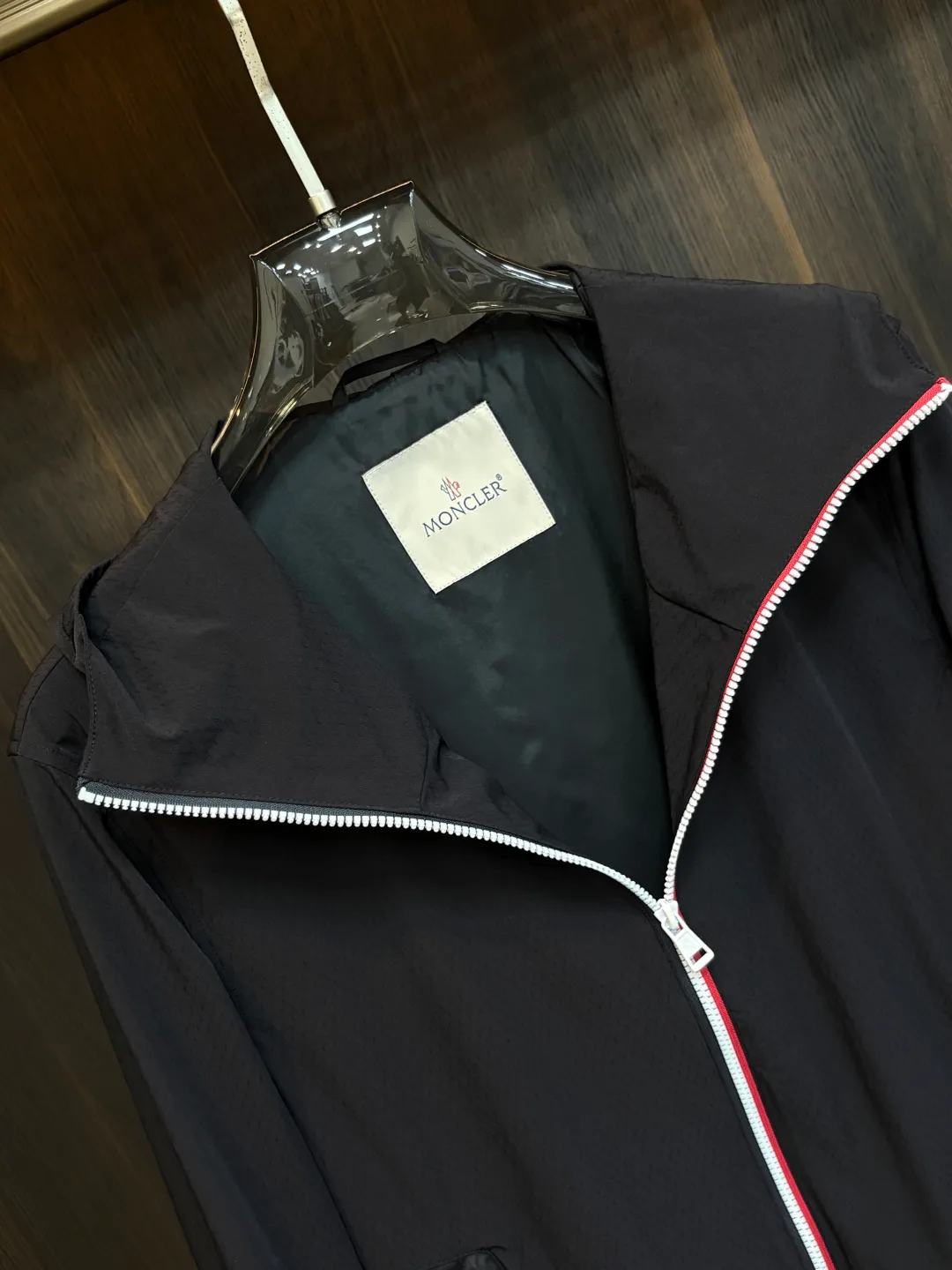 Women's Jackets And Down Jackets MONCLER 18157364