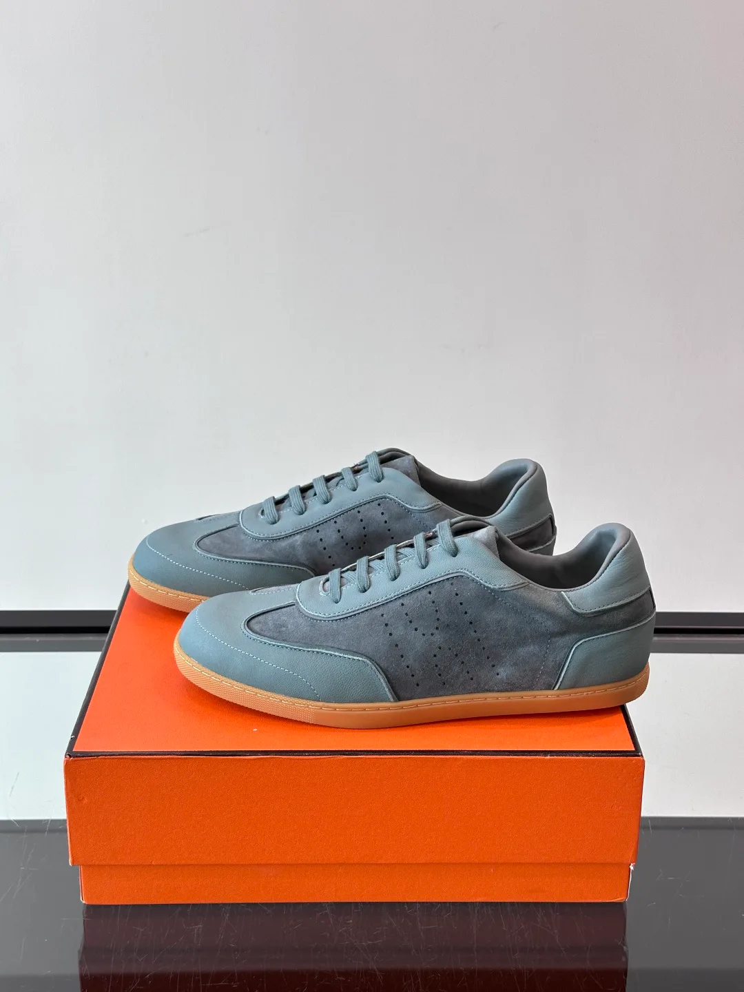 Men's Sneakers HERMES 18449453