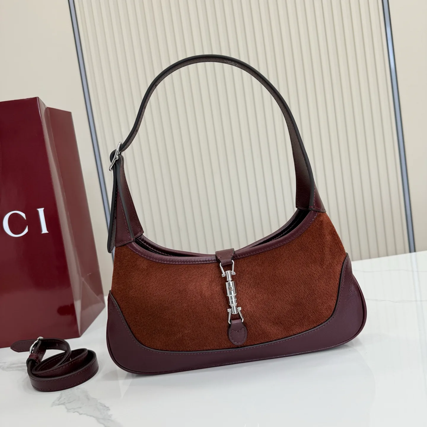 Women's Classic Handbags GUCCI 17366994