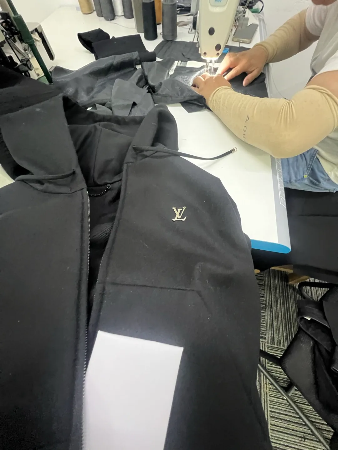 Men's Jackets And Down Jackets LOUIS VUITTON 17480623