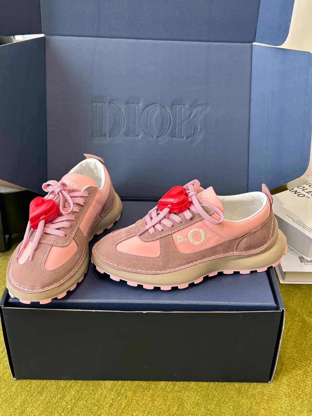 Women's Sneakers CHRISTIAN DIOR 17914478