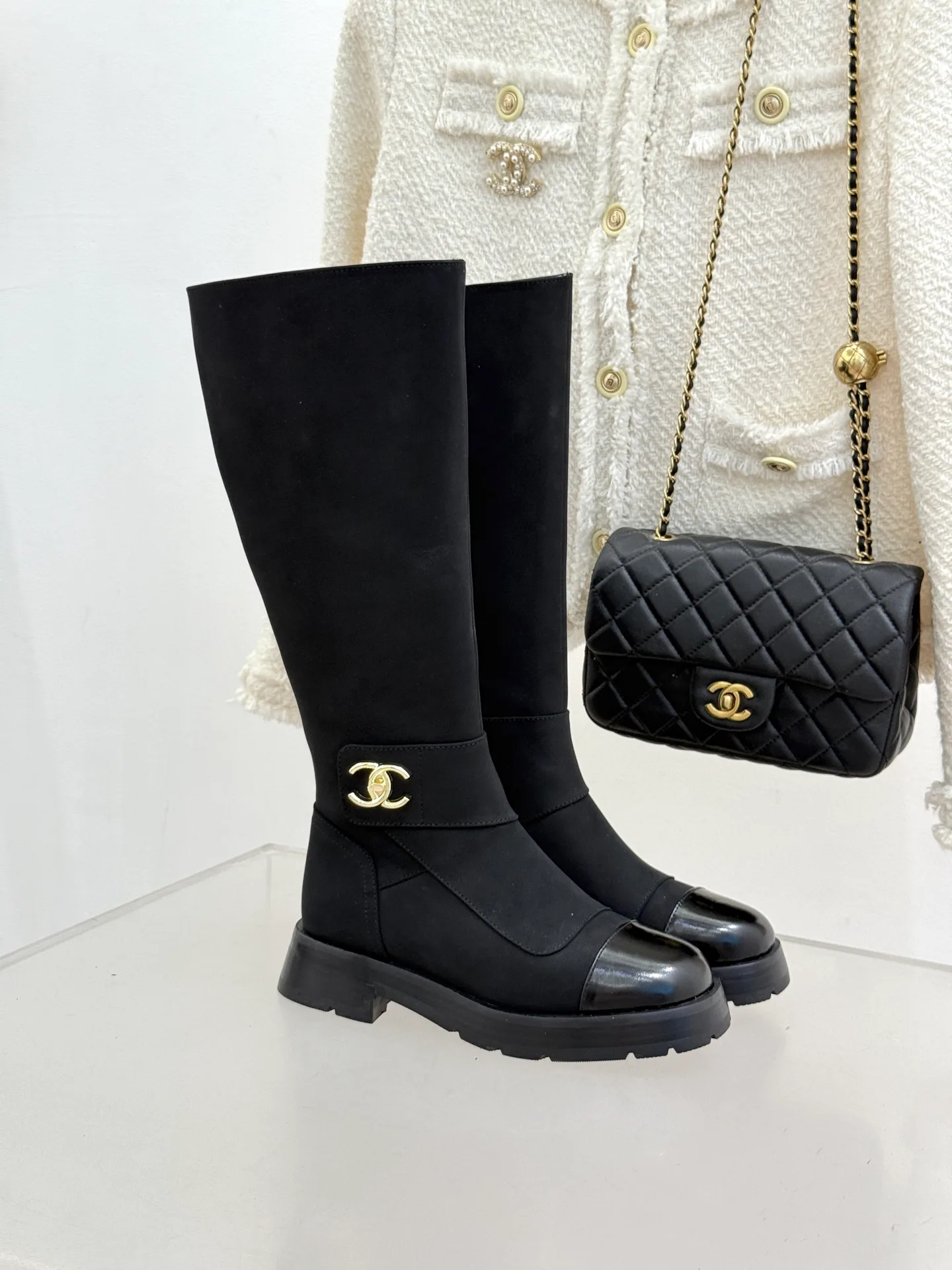 Women's Boots CHANEL 18436498