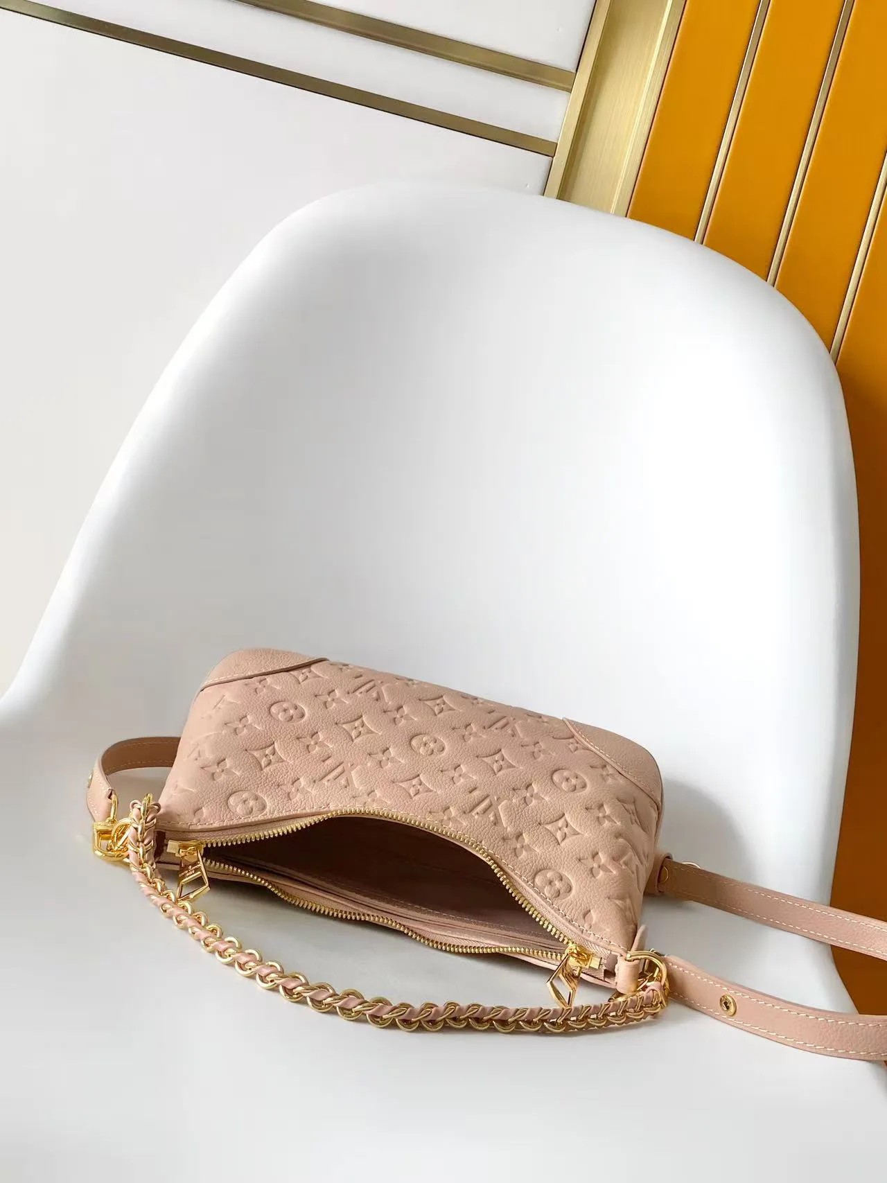 Women's Classic Handbags LOUIS VUITTON 18310343