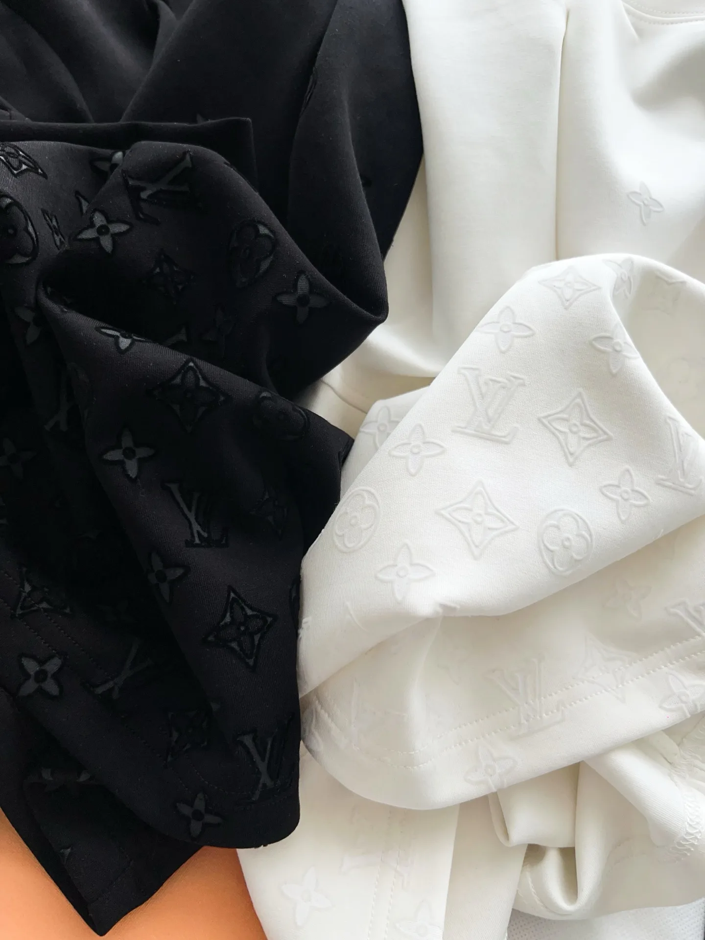 Men's T-Shirts LOUIS VUITTON 17973679
