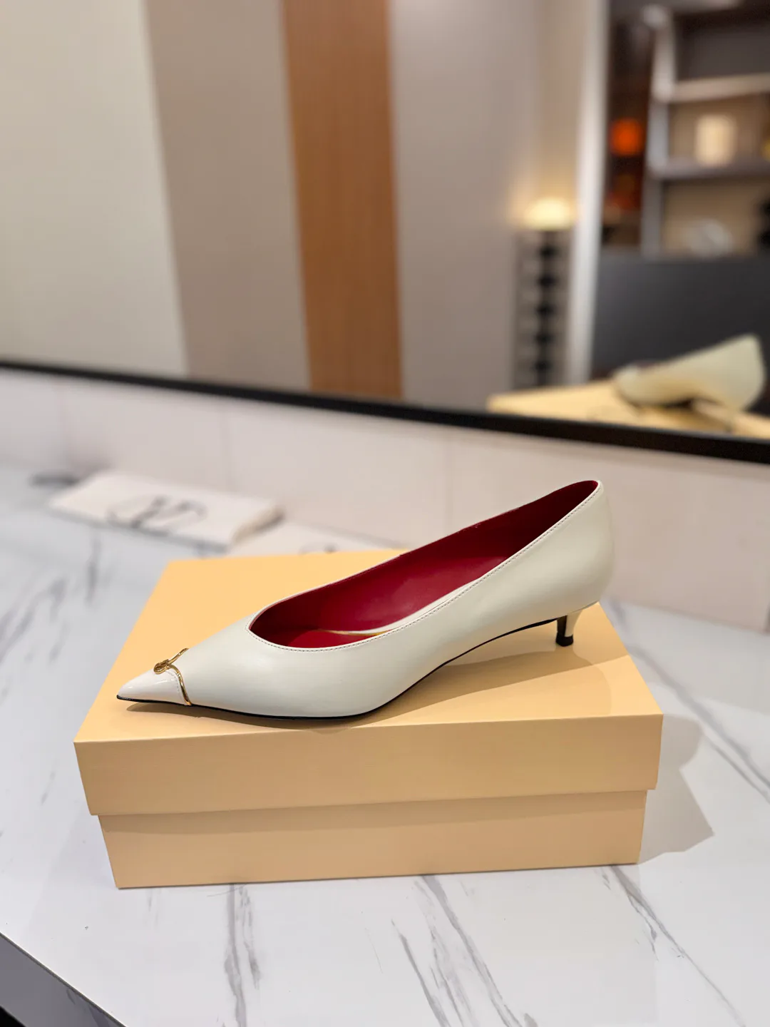 Women's Heels VALENTINO 18134915