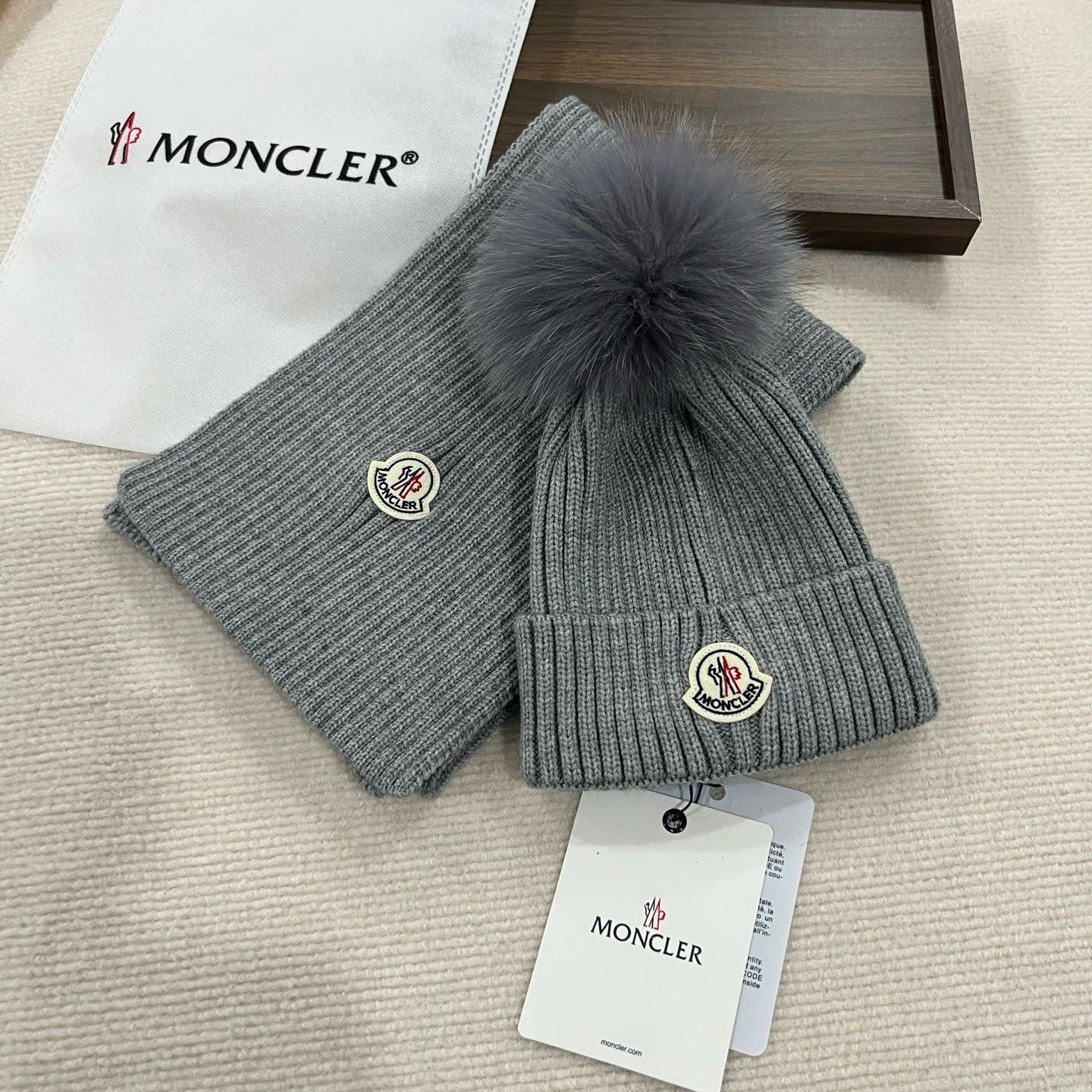 Hats MONCLER 18078324