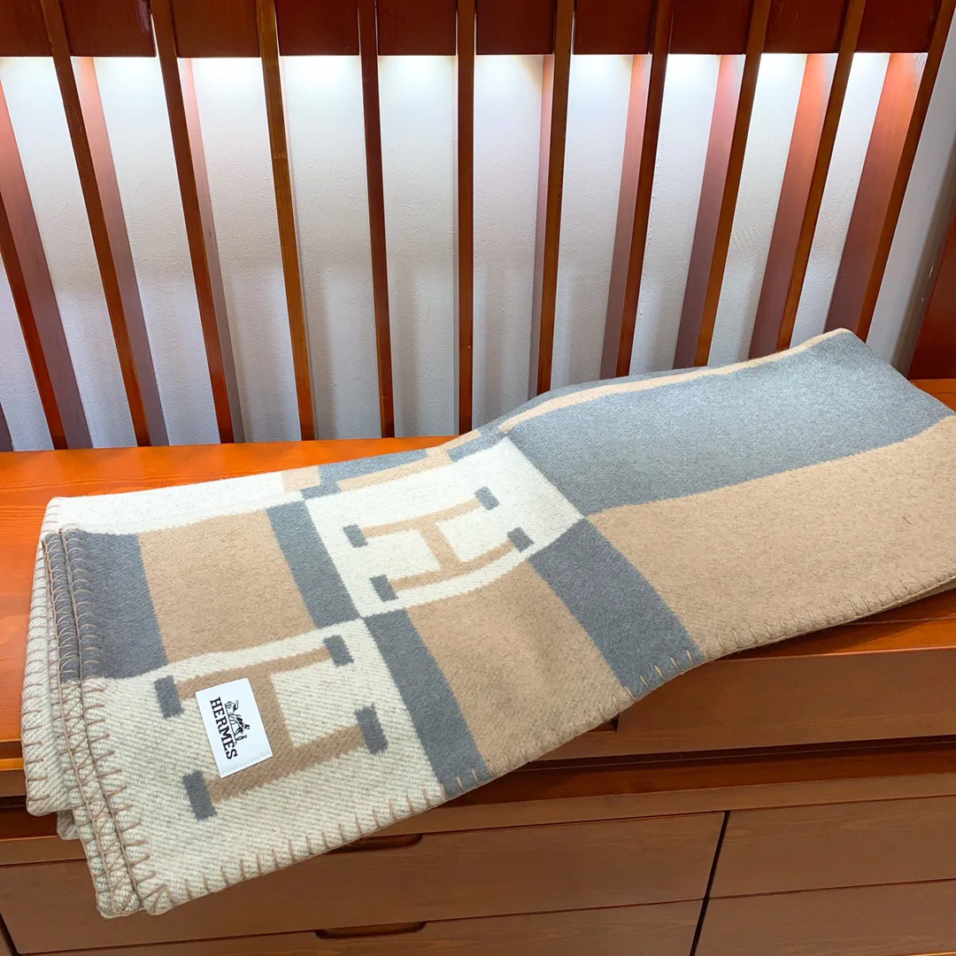 Textiles HERMES 17992390