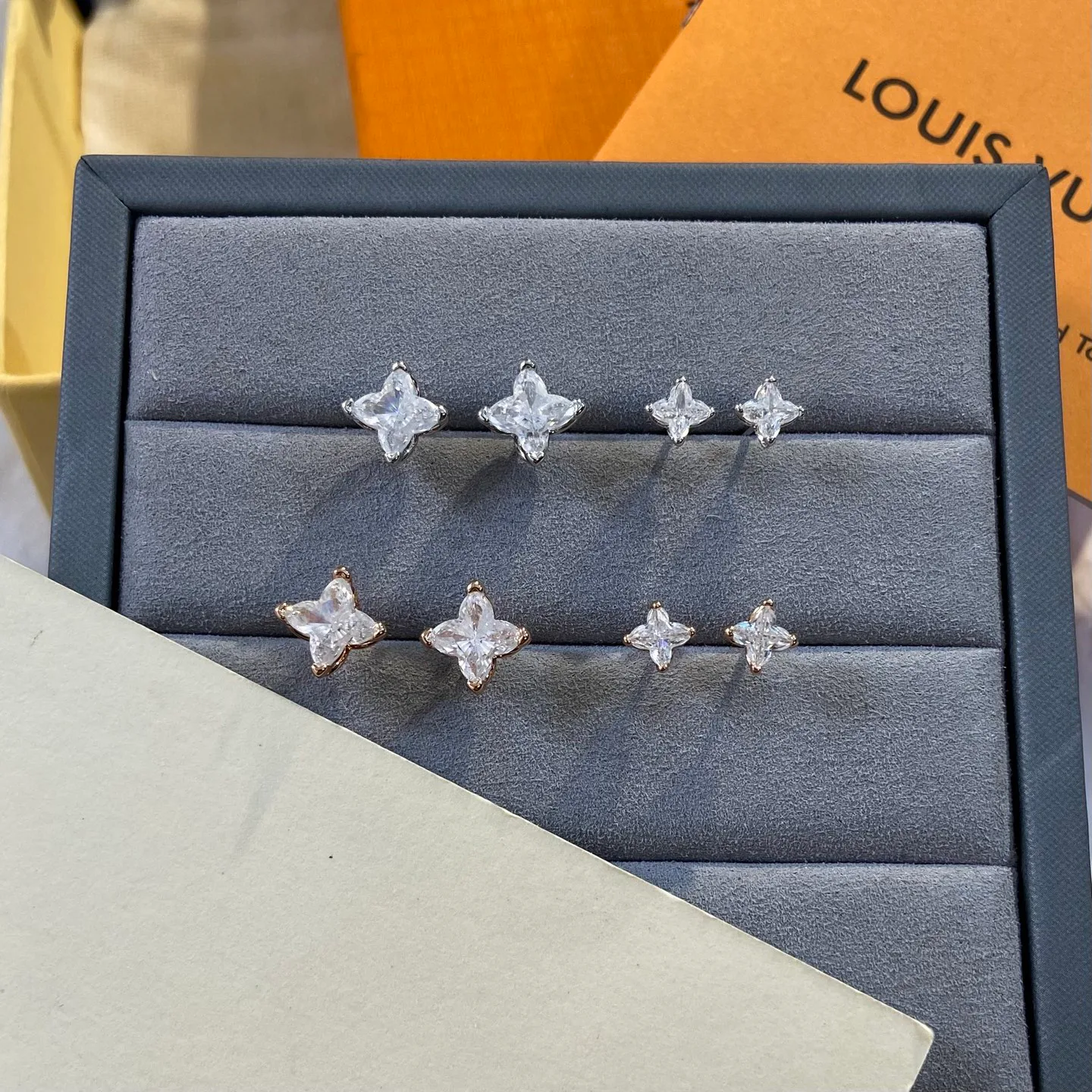 Jewelry LOUIS VUITTON 18454042