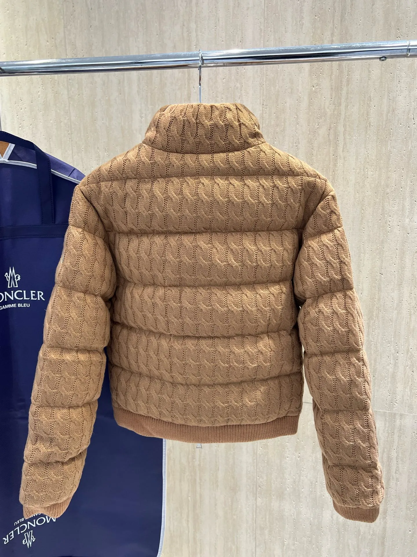 Men's Jackets And Down Jackets MONCLER 18231713