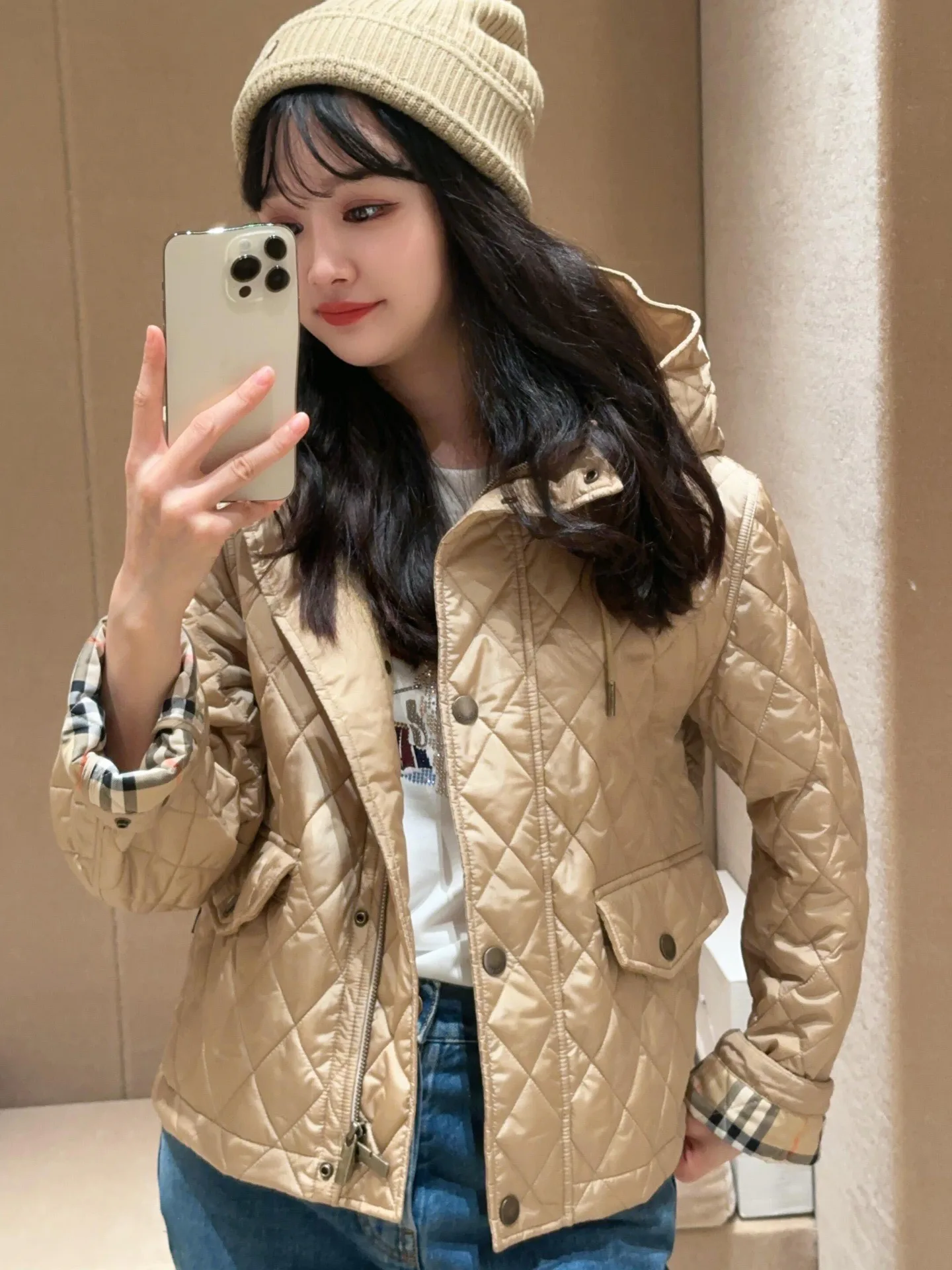 Women's Jackets And Down Jackets BURBERRY 18033911